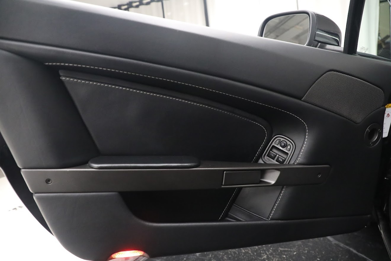 Used 2009 Aston Martin V8 Vantage Roadster | St. Petersburg, FL