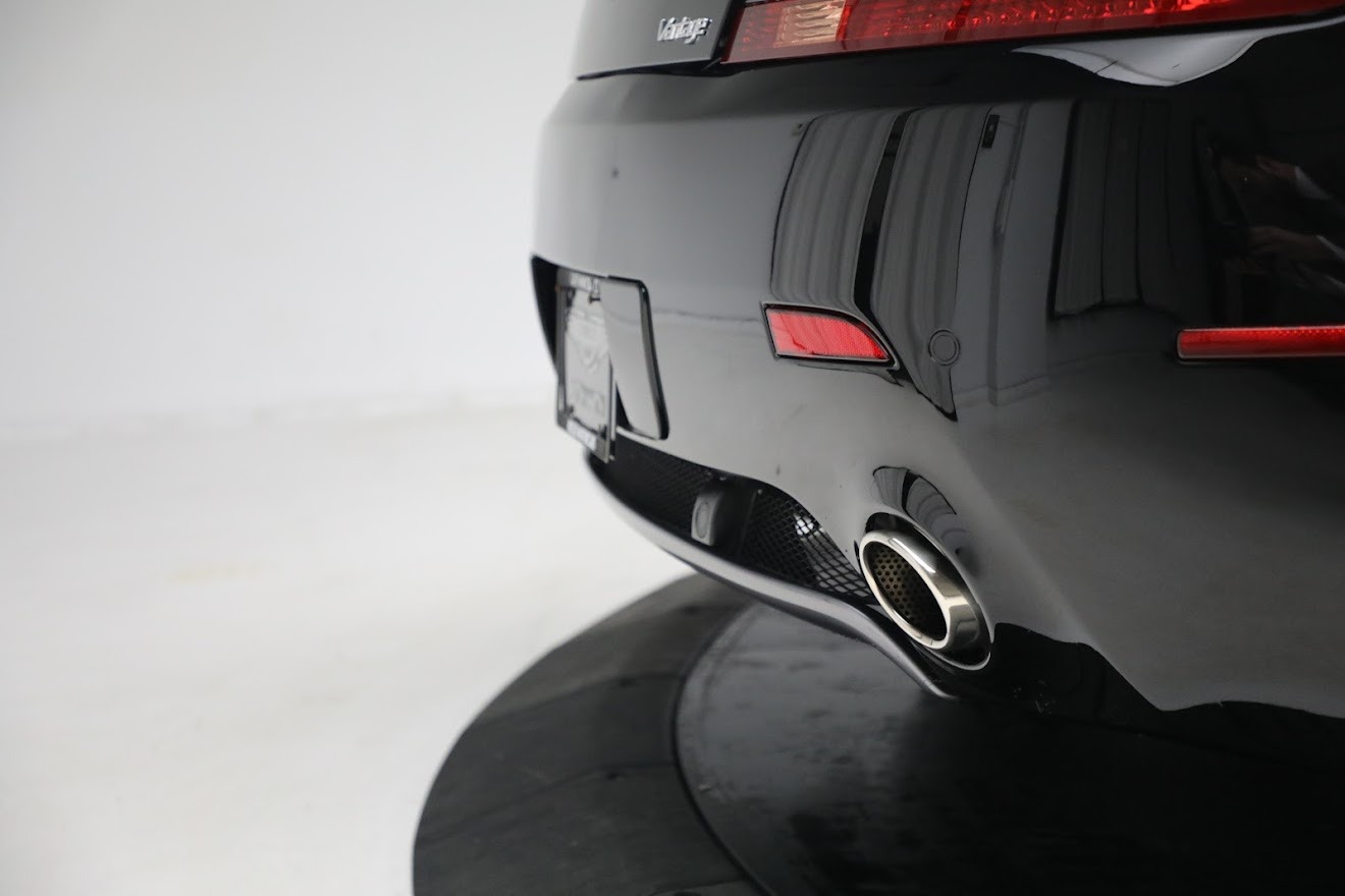 Used 2009 Aston Martin V8 Vantage Roadster | St. Petersburg, FL