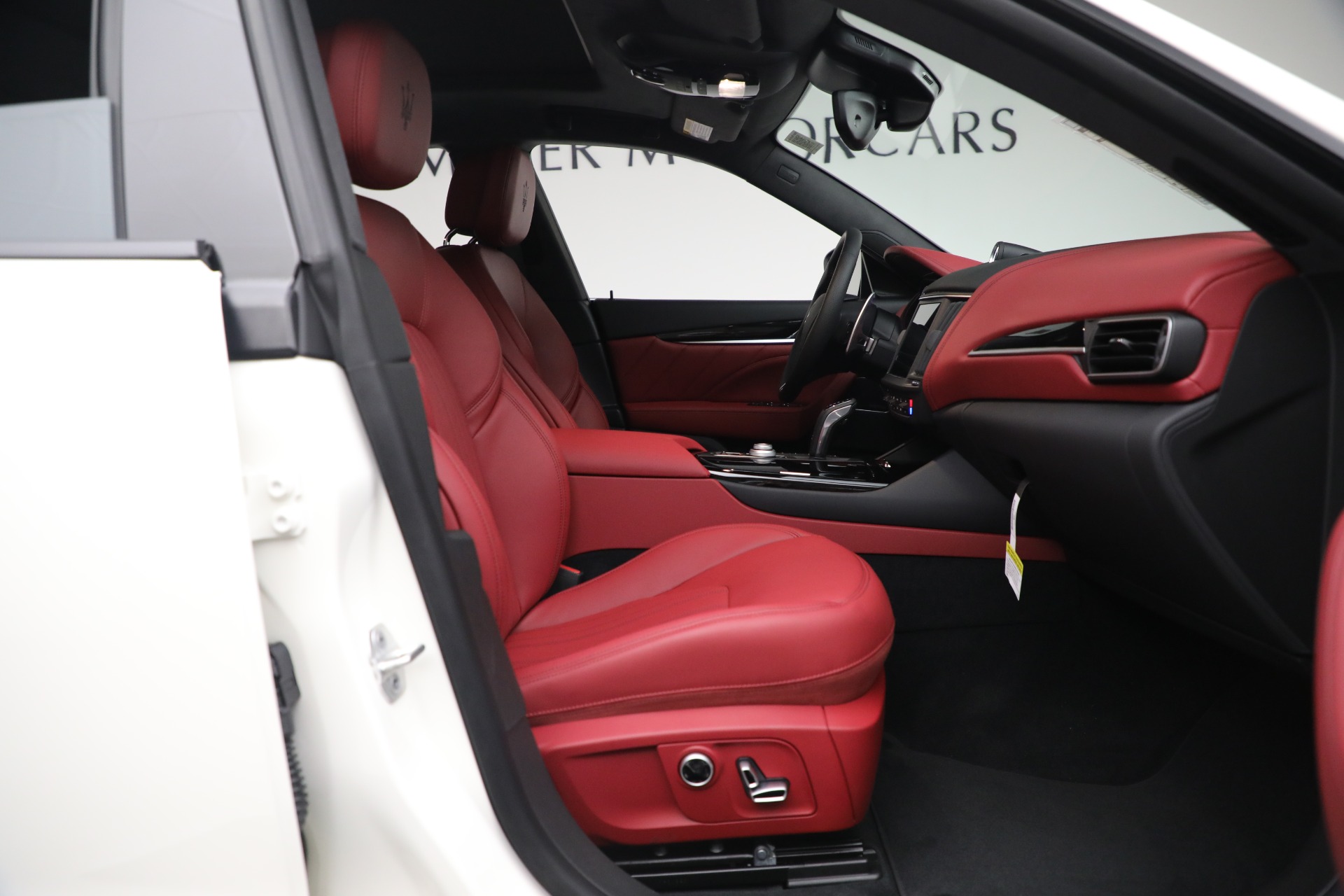 New 2023 Maserati Levante Modena | St. Petersburg, FL