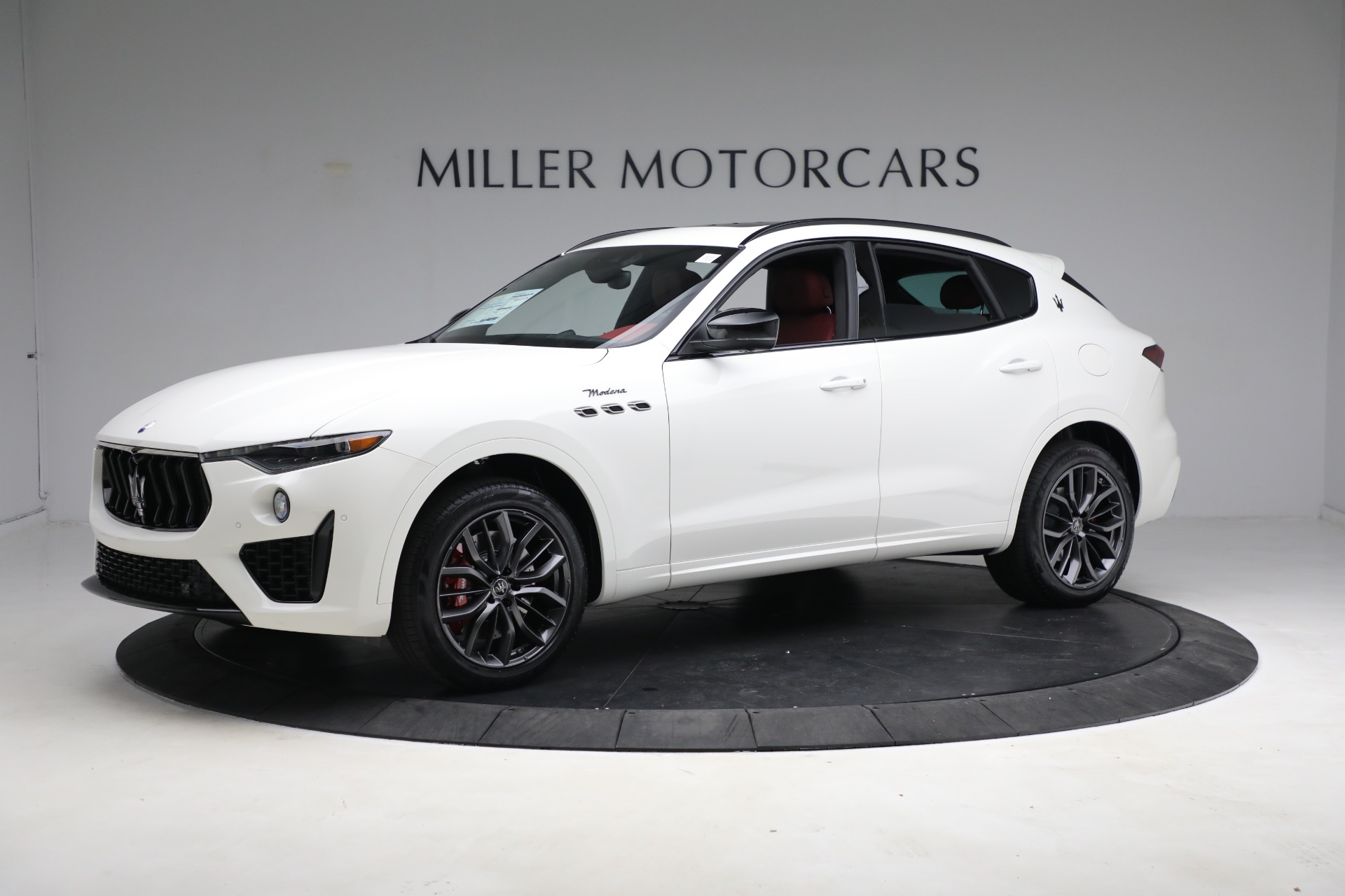 New 2023 Maserati Levante Modena | St. Petersburg, FL