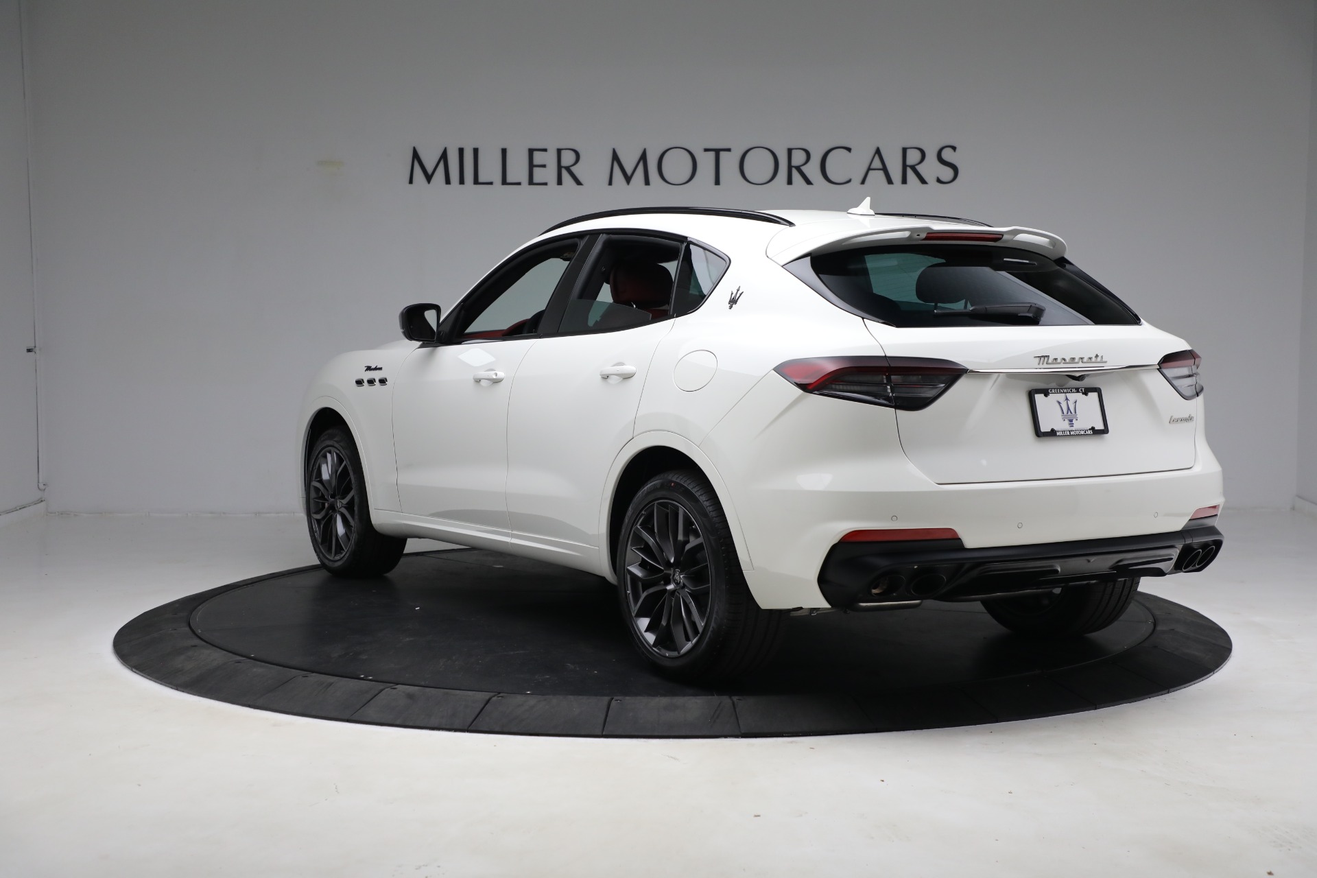 New 2023 Maserati Levante Modena | St. Petersburg, FL