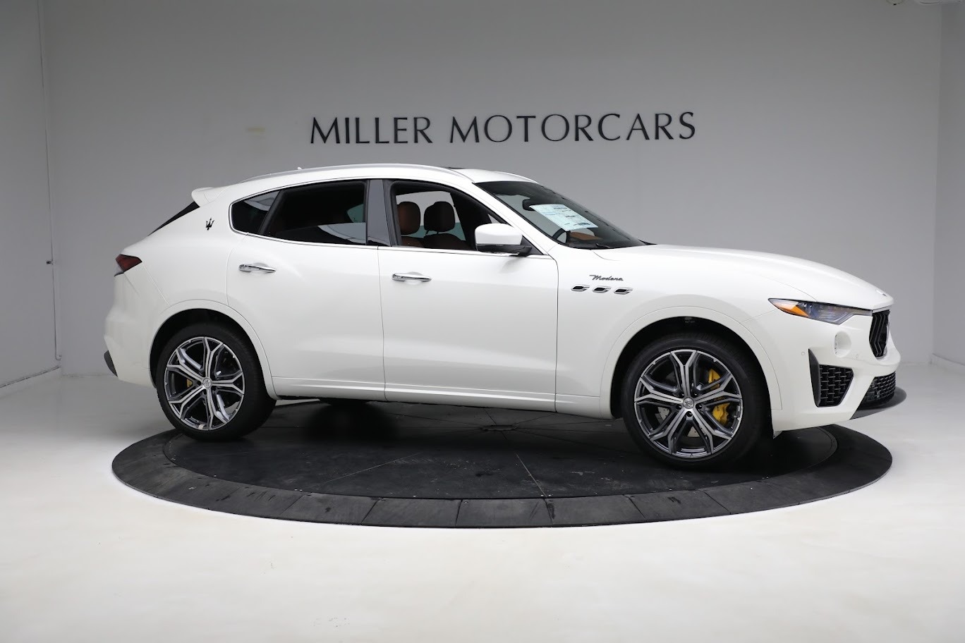 New 2023 Maserati Levante Modena | St. Petersburg, FL
