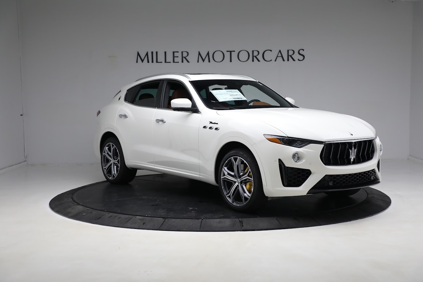 New 2023 Maserati Levante Modena | St. Petersburg, FL