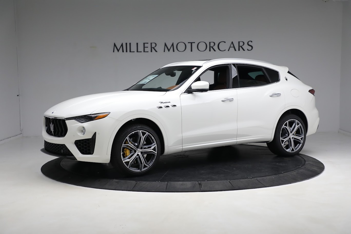New 2023 Maserati Levante Modena | St. Petersburg, FL