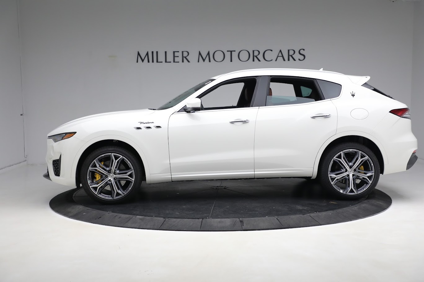New 2023 Maserati Levante Modena | St. Petersburg, FL