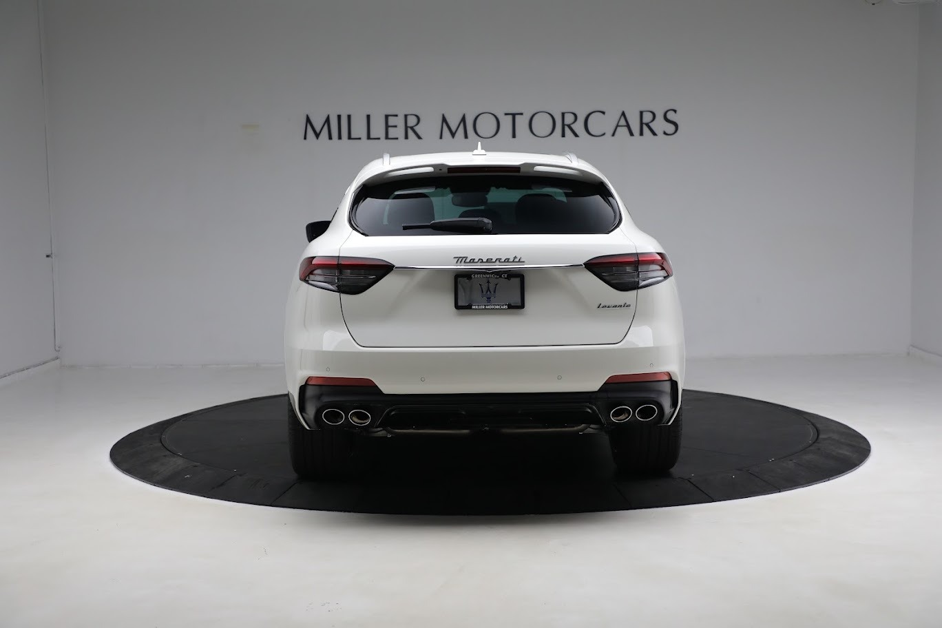 New 2023 Maserati Levante Modena | St. Petersburg, FL