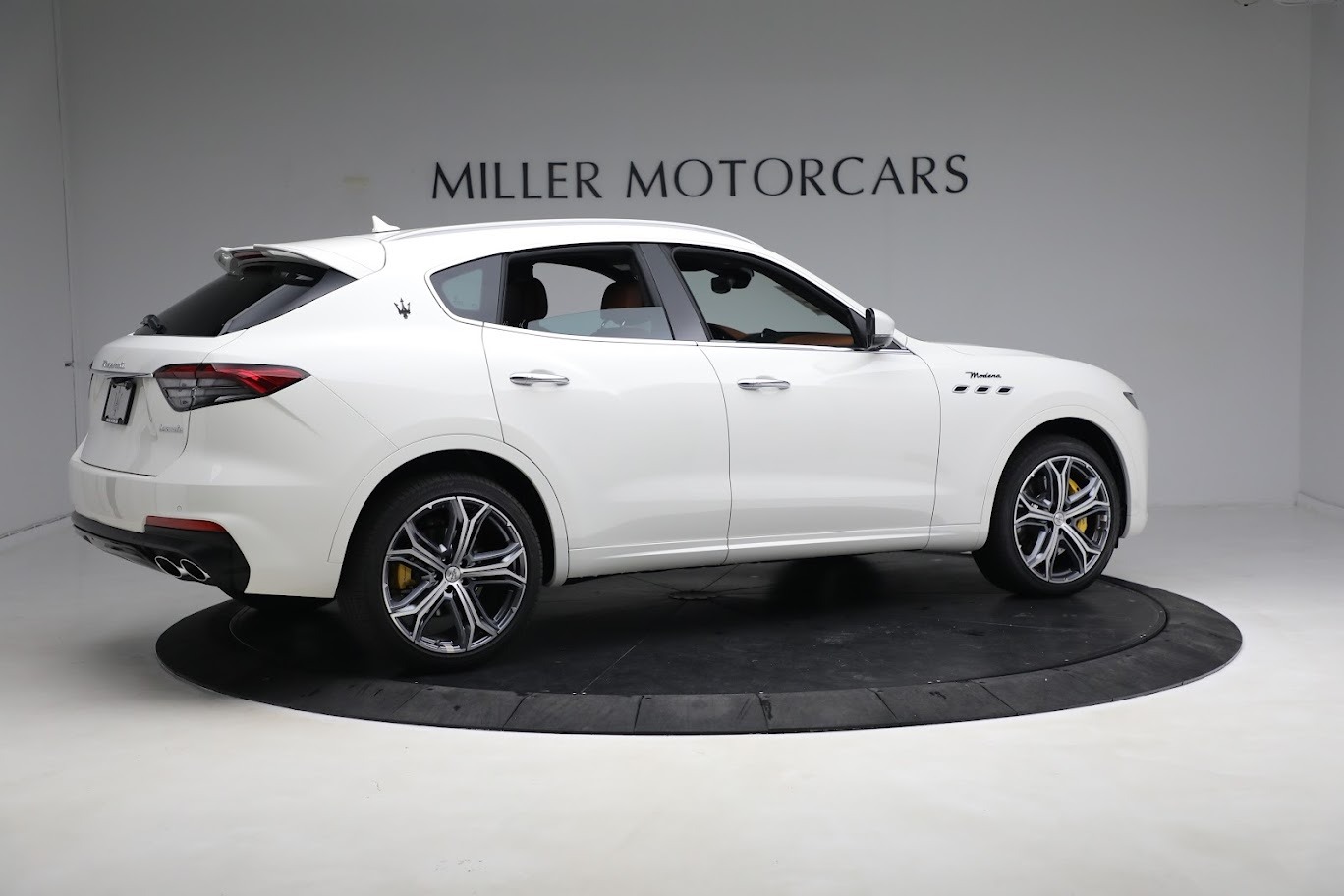 New 2023 Maserati Levante Modena | St. Petersburg, FL