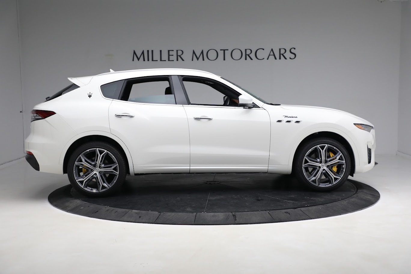 New 2023 Maserati Levante Modena | St. Petersburg, FL