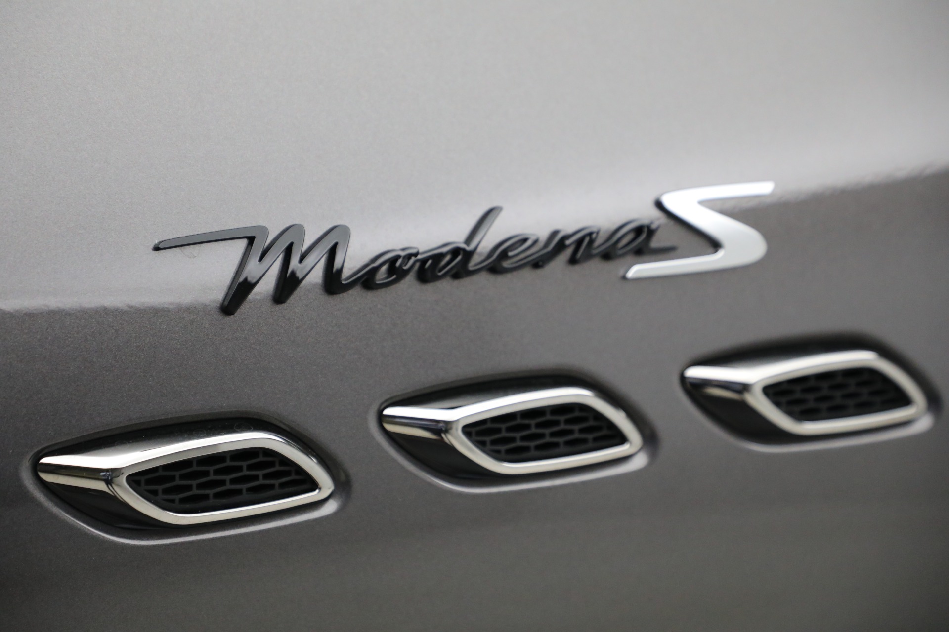 New 2023 Maserati Levante Modena S | St. Petersburg, FL