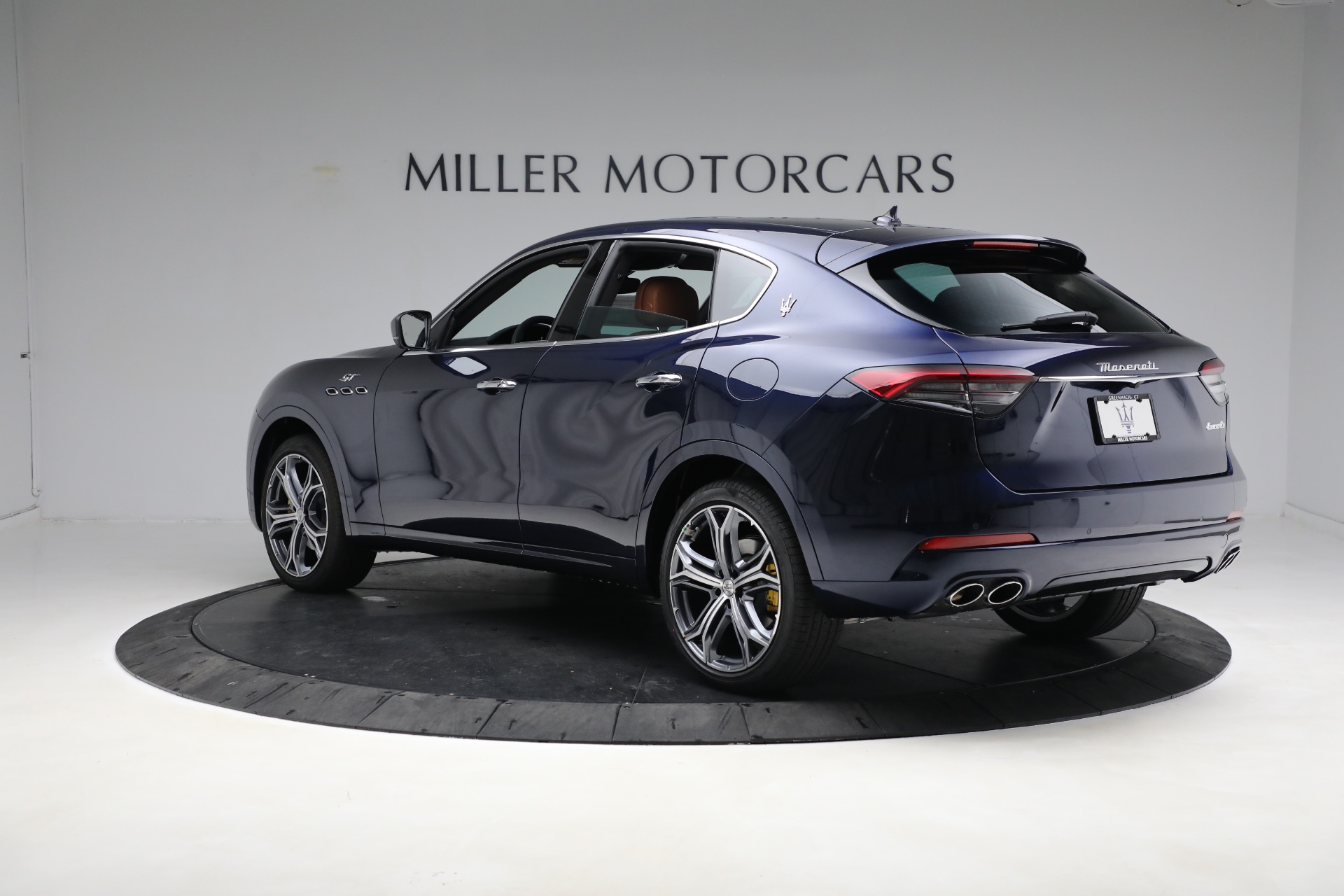 New 2023 Maserati Levante GT | St. Petersburg, FL