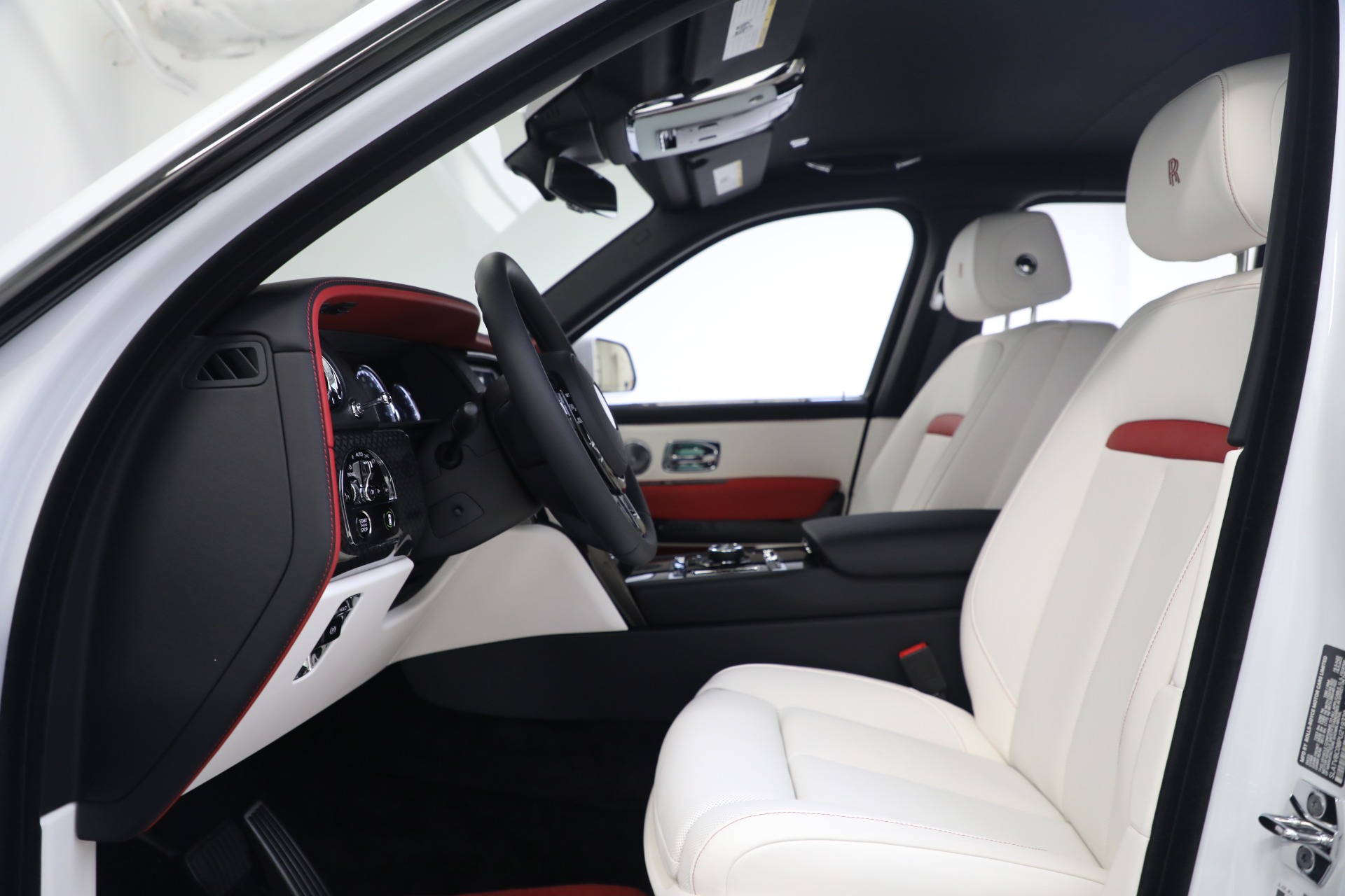 New 2023 Rolls-Royce Black Badge Cullinan | St. Petersburg, FL