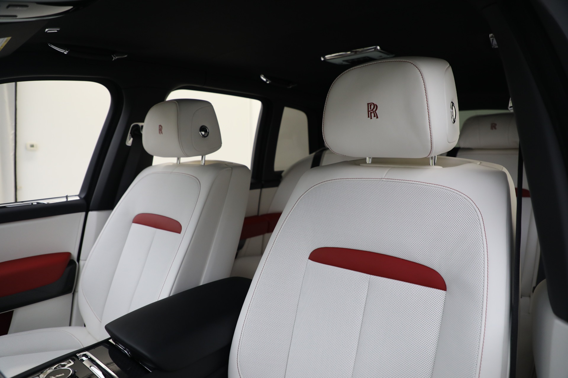 New 2023 Rolls-Royce Black Badge Cullinan | St. Petersburg, FL