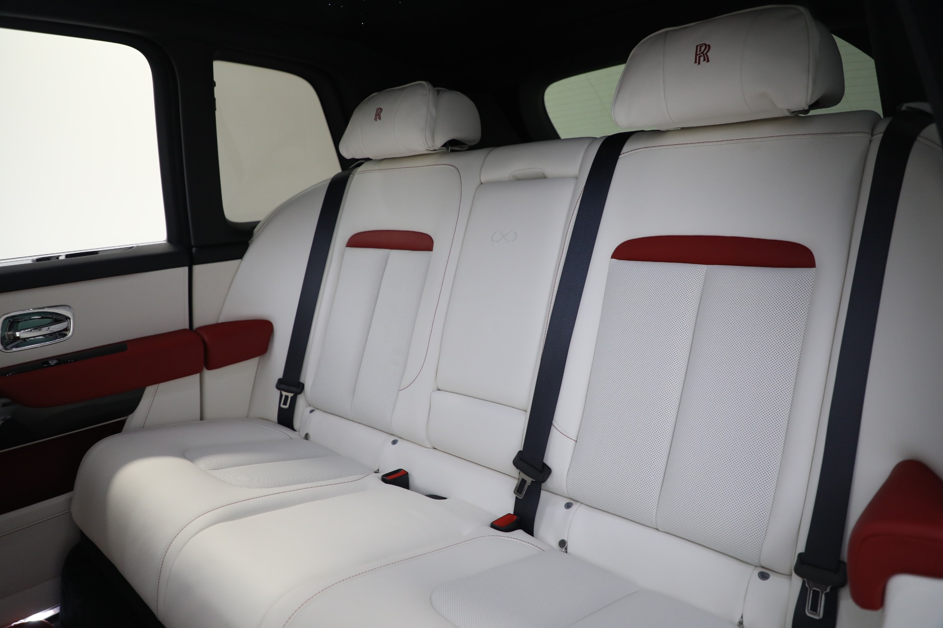 New 2023 Rolls-Royce Black Badge Cullinan | St. Petersburg, FL