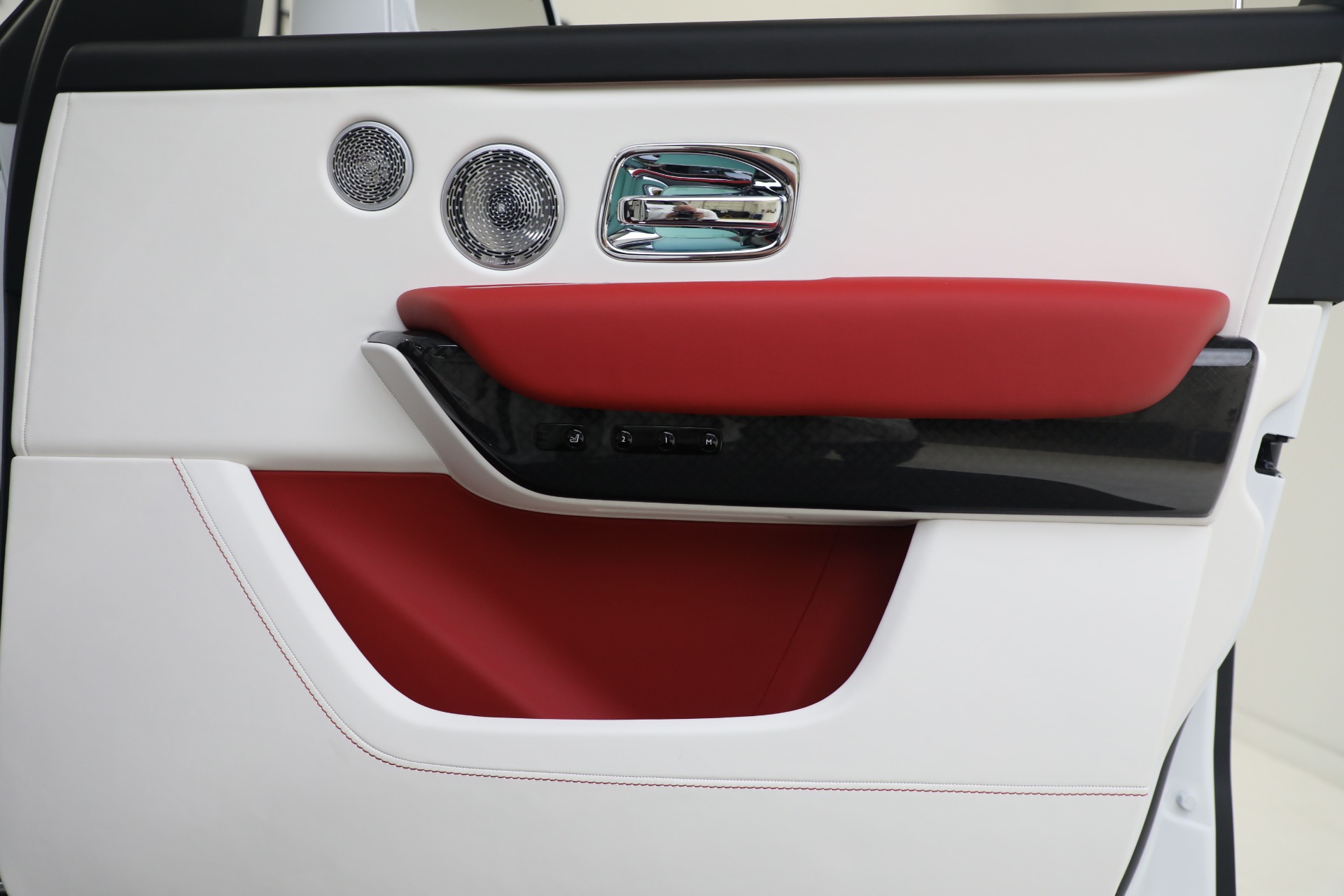 New 2023 Rolls-Royce Black Badge Cullinan | St. Petersburg, FL