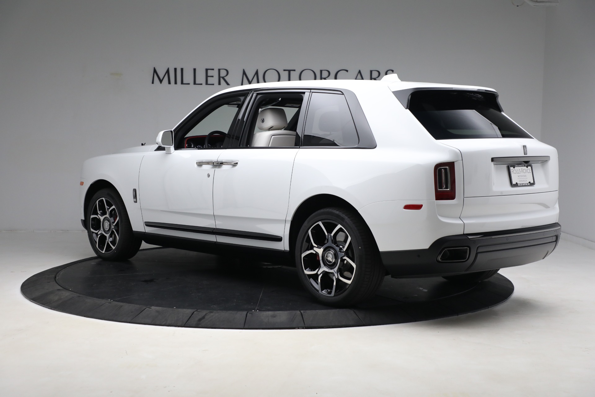 New 2023 Rolls-Royce Black Badge Cullinan | St. Petersburg, FL