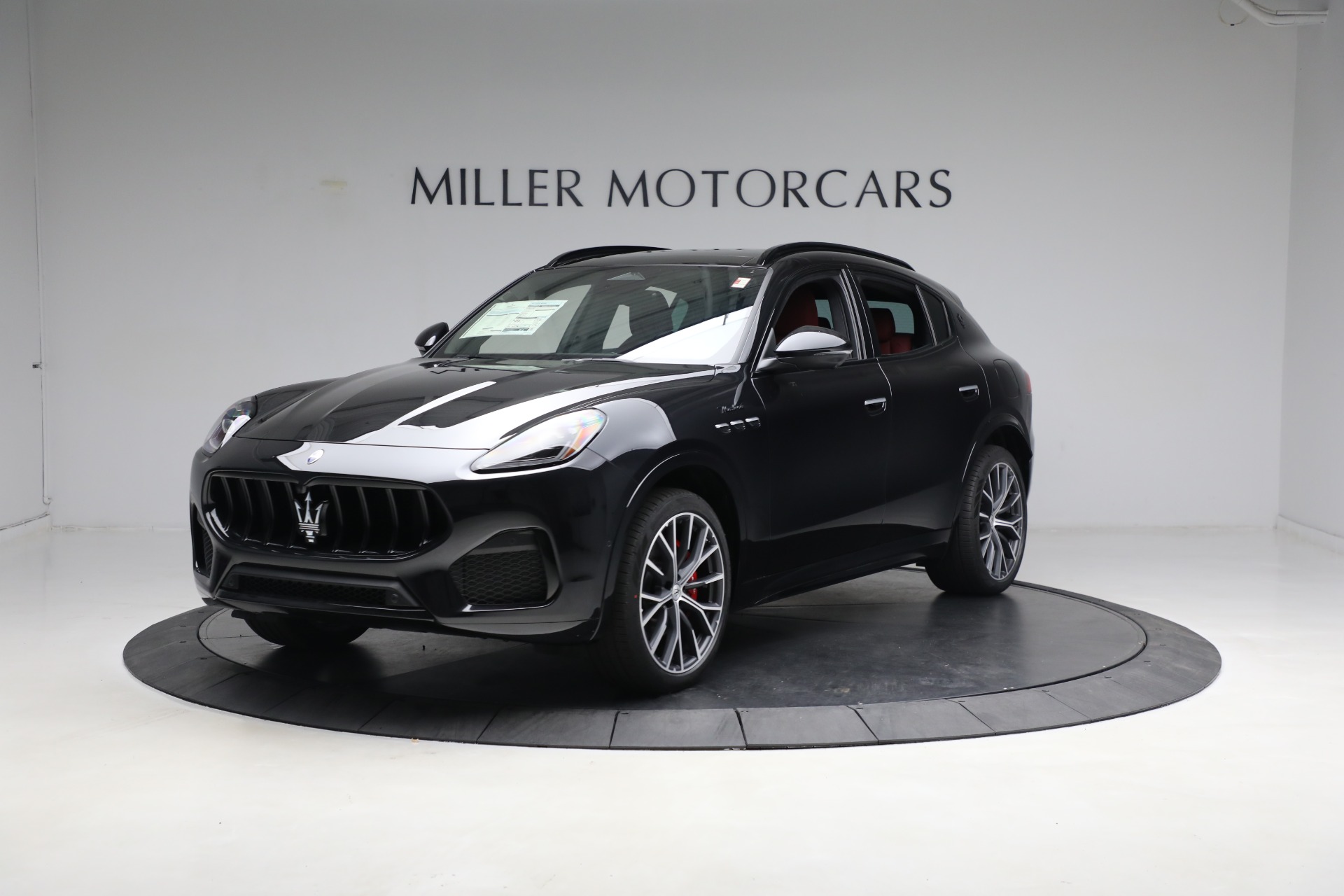 New 2023 Maserati Grecale Modena | St. Petersburg, FL