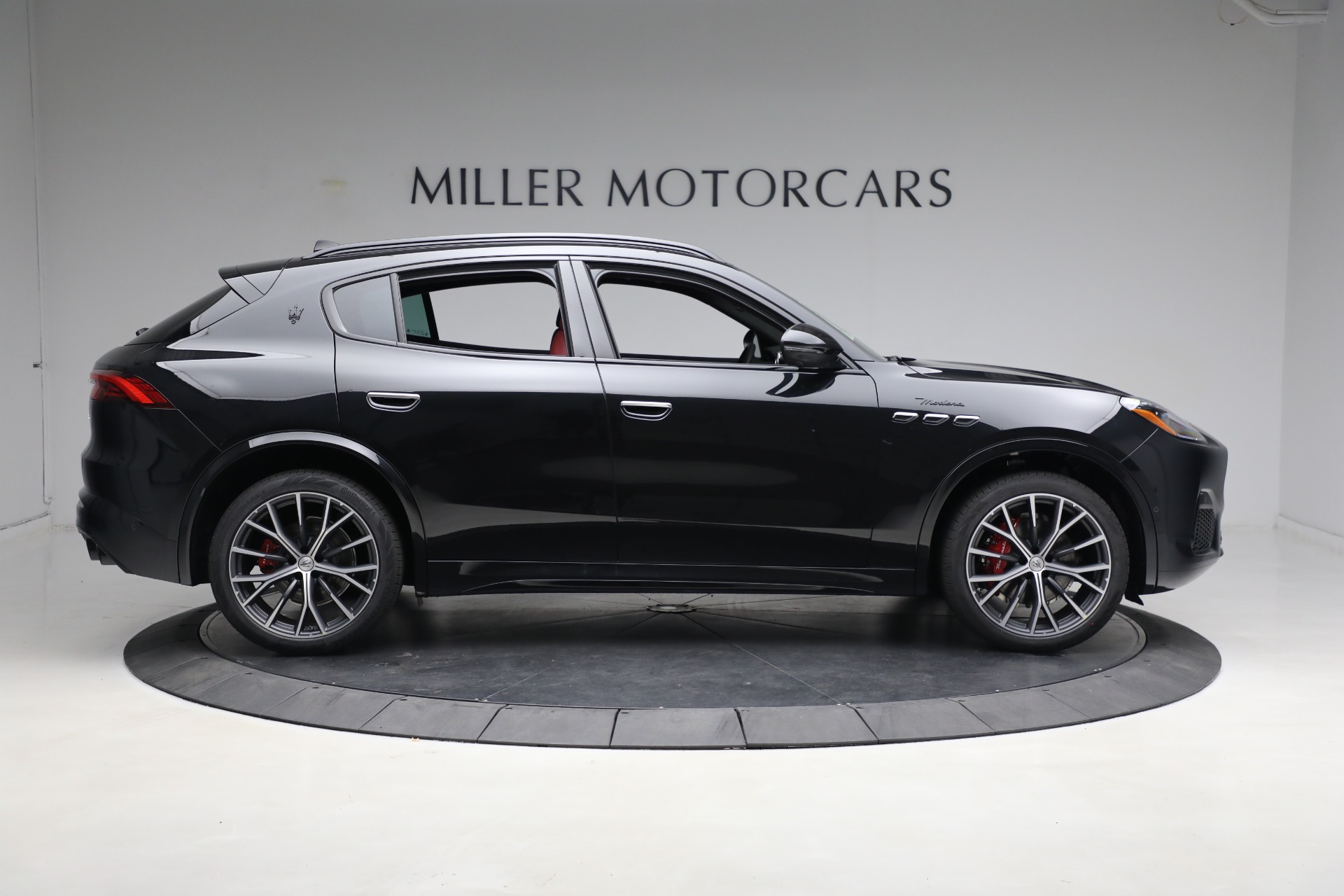 New 2023 Maserati Grecale Modena | St. Petersburg, FL