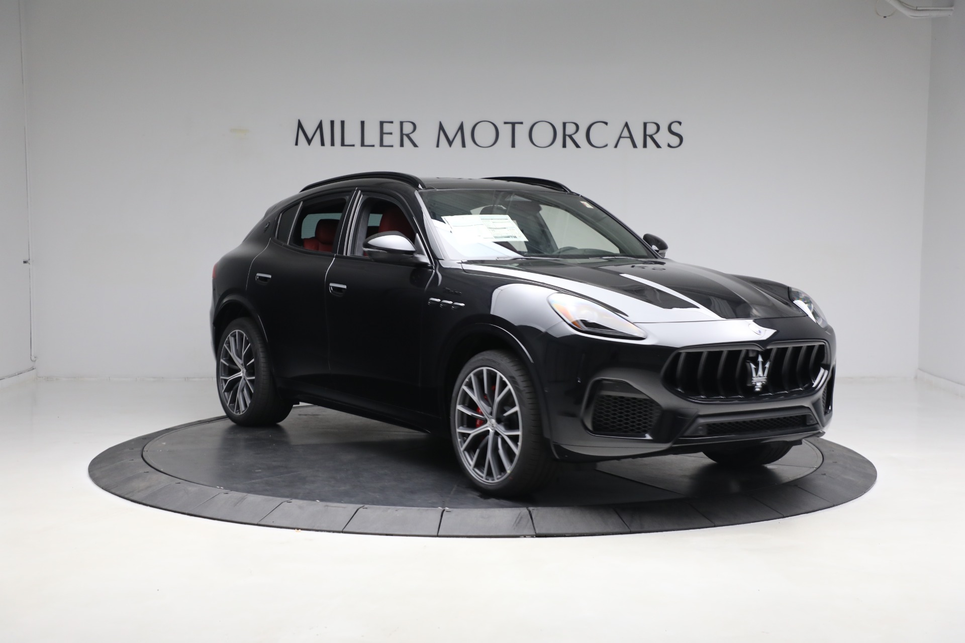 New 2023 Maserati Grecale Modena | St. Petersburg, FL