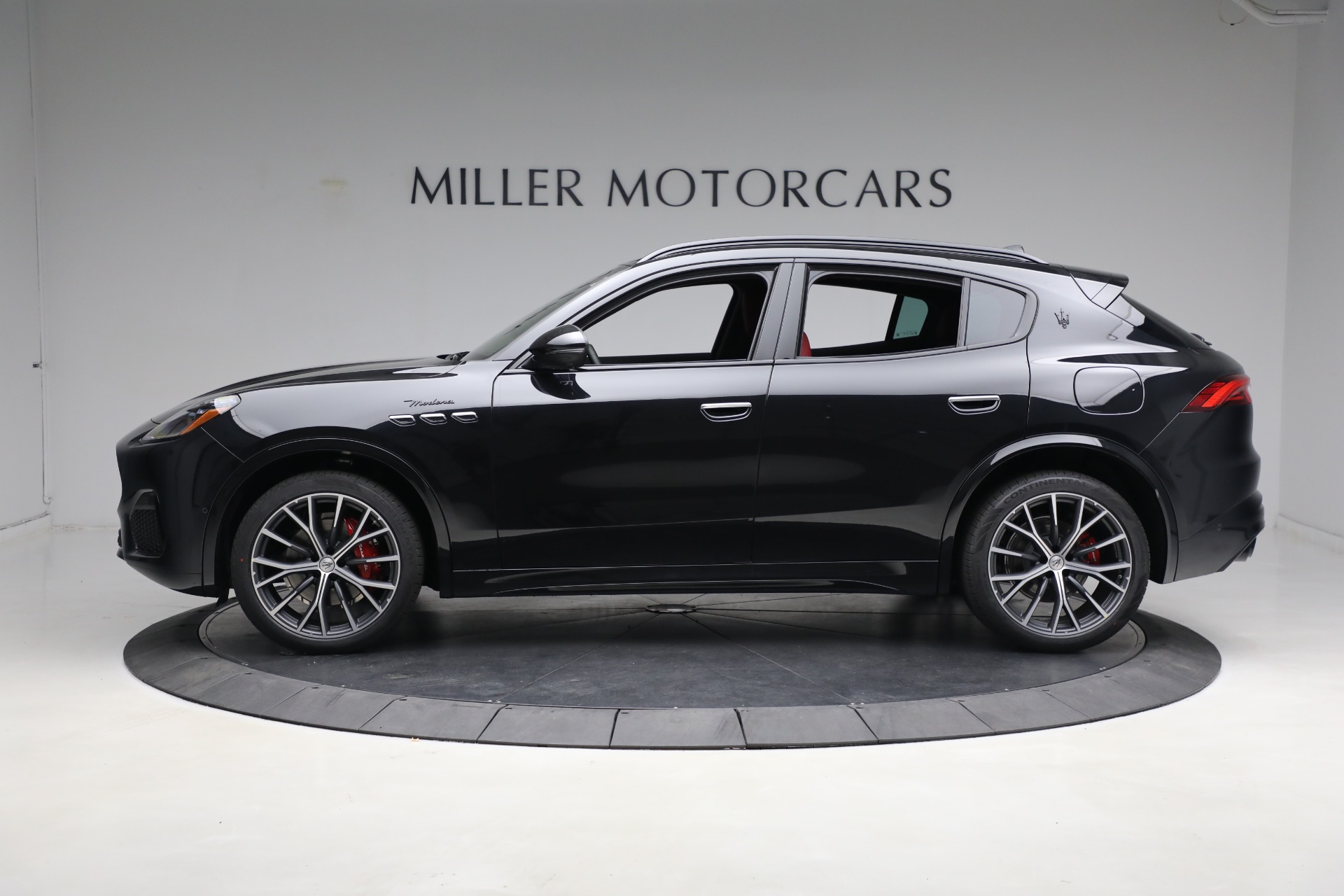 New 2023 Maserati Grecale Modena | St. Petersburg, FL