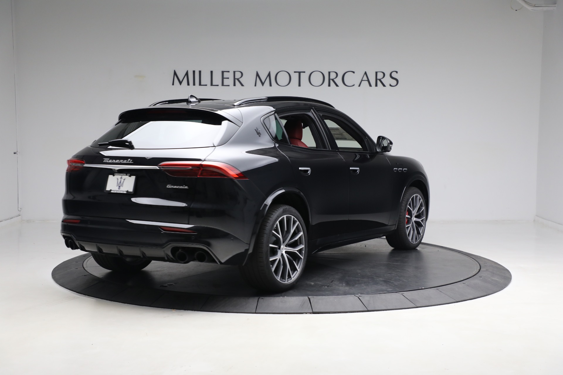 New 2023 Maserati Grecale Modena | St. Petersburg, FL