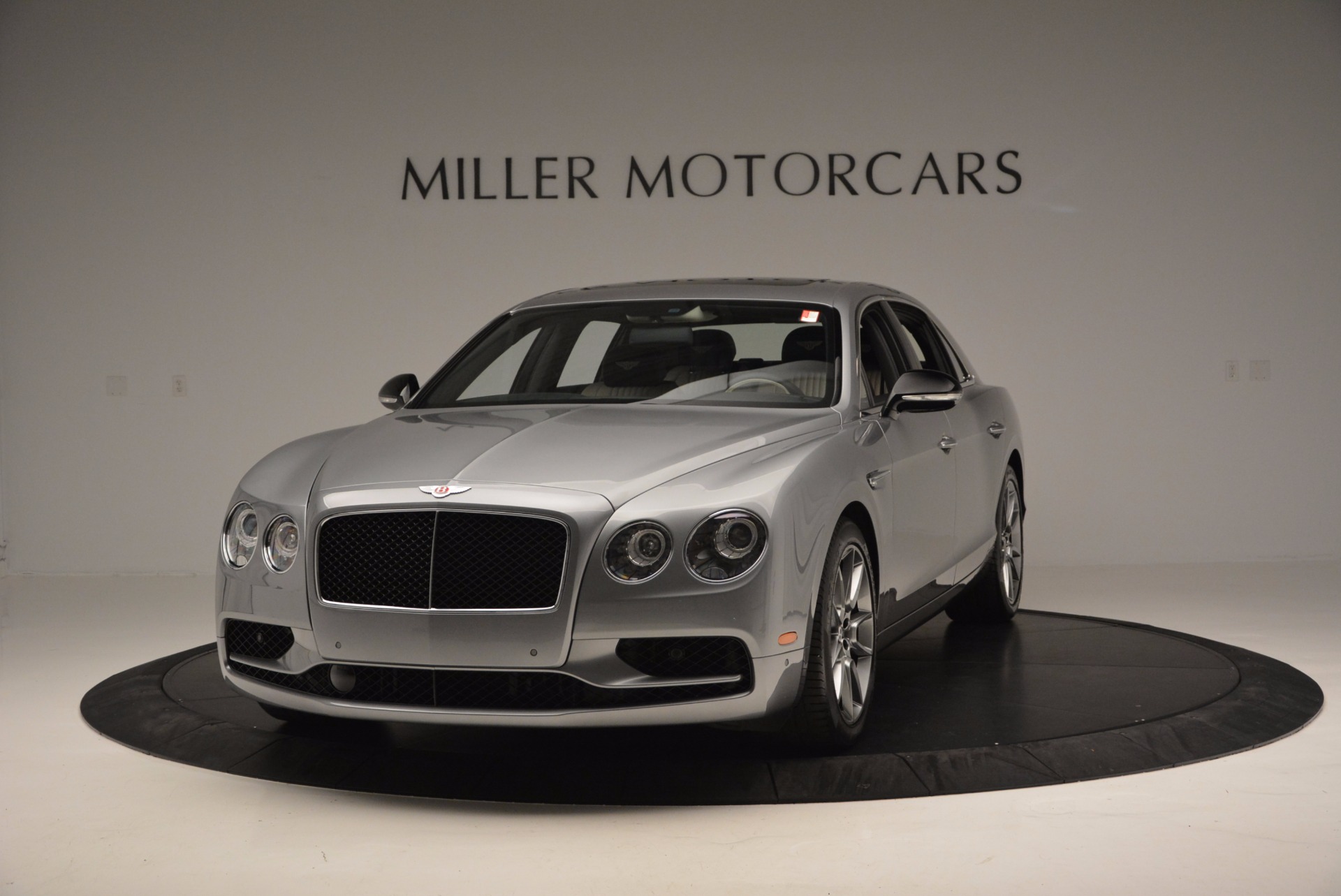 Bentley flying spur s