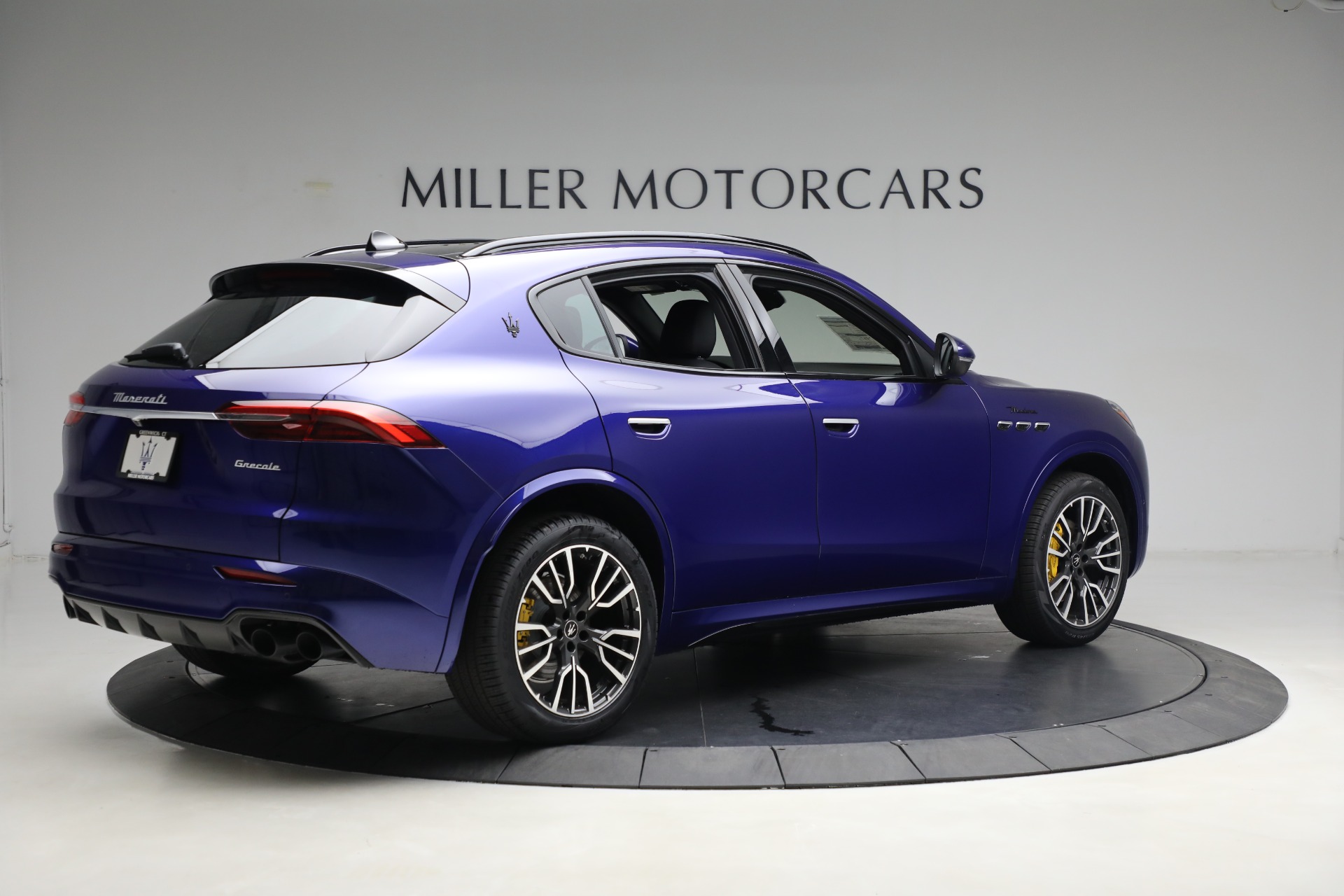 New 2023 Maserati Grecale Modena | St. Petersburg, FL