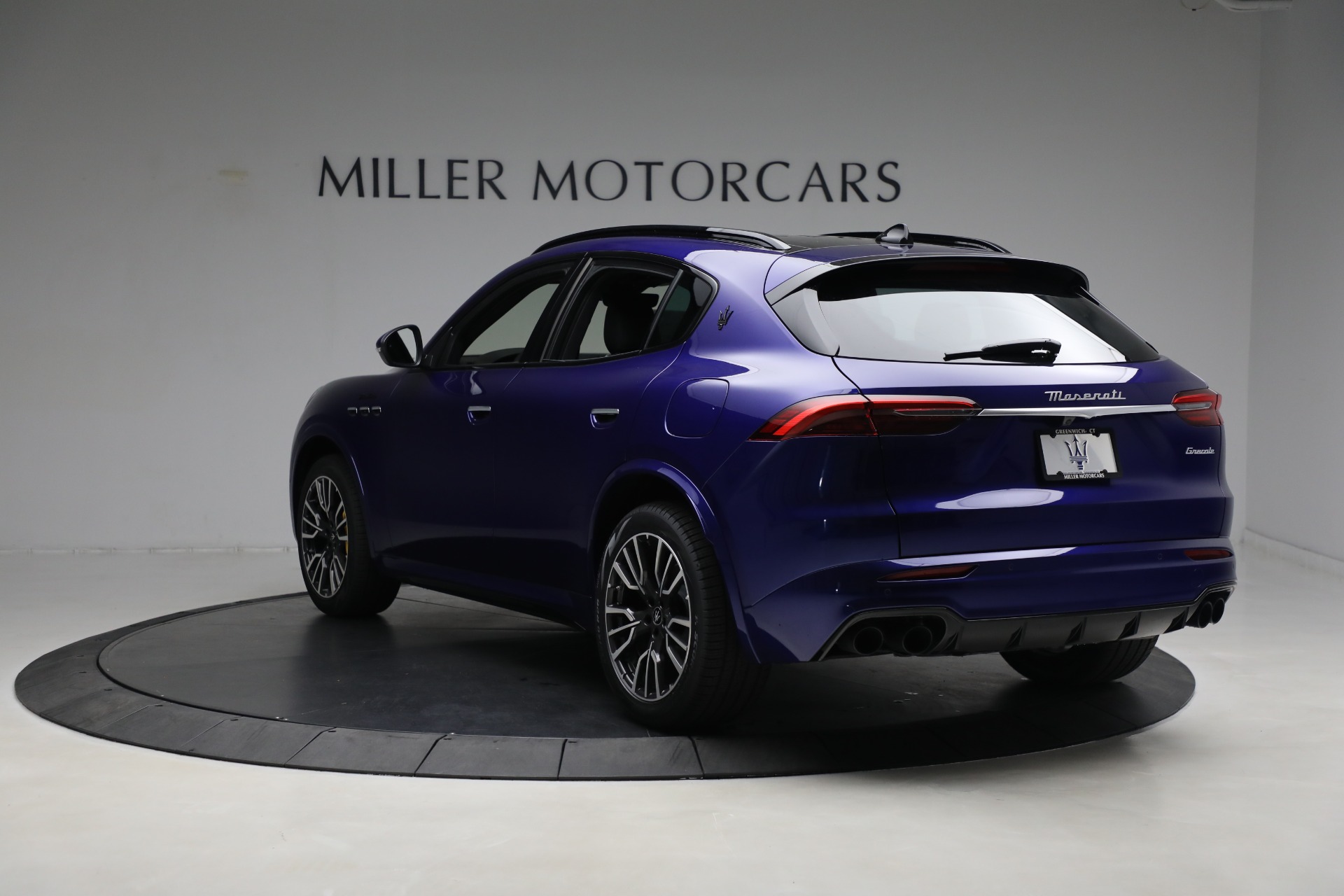 New 2023 Maserati Grecale Modena | St. Petersburg, FL