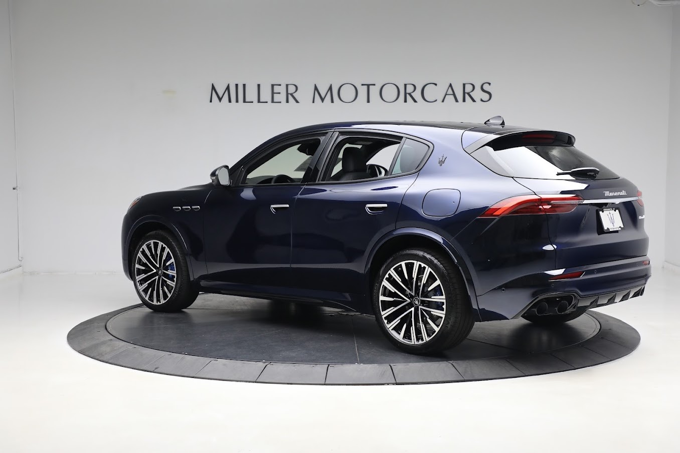 New 2023 Maserati Grecale PrimaSerie Modena | St. Petersburg, FL