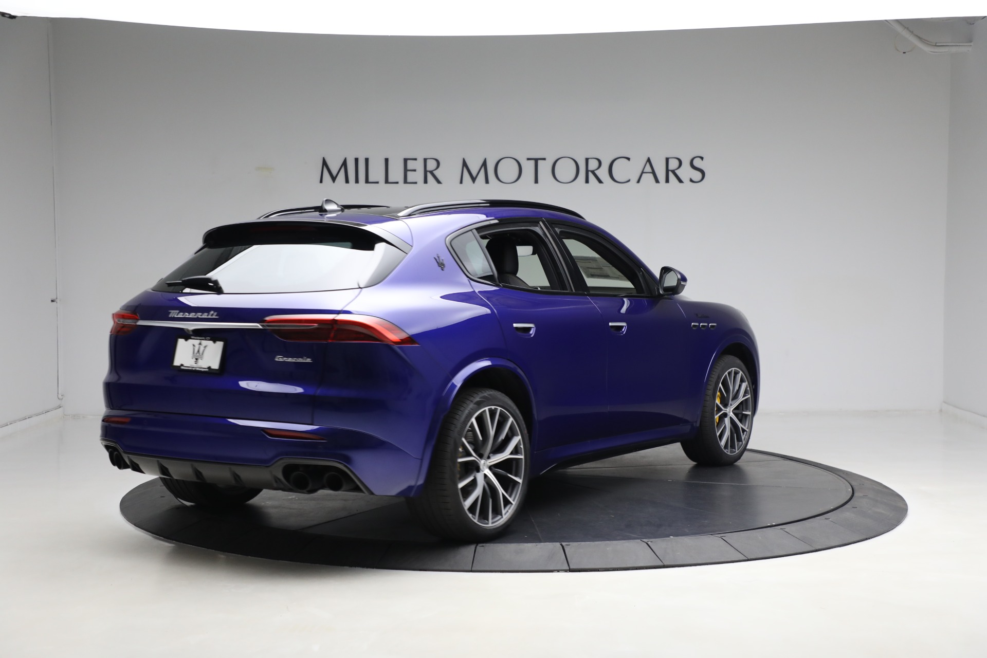 New 2023 Maserati Grecale Modena | St. Petersburg, FL