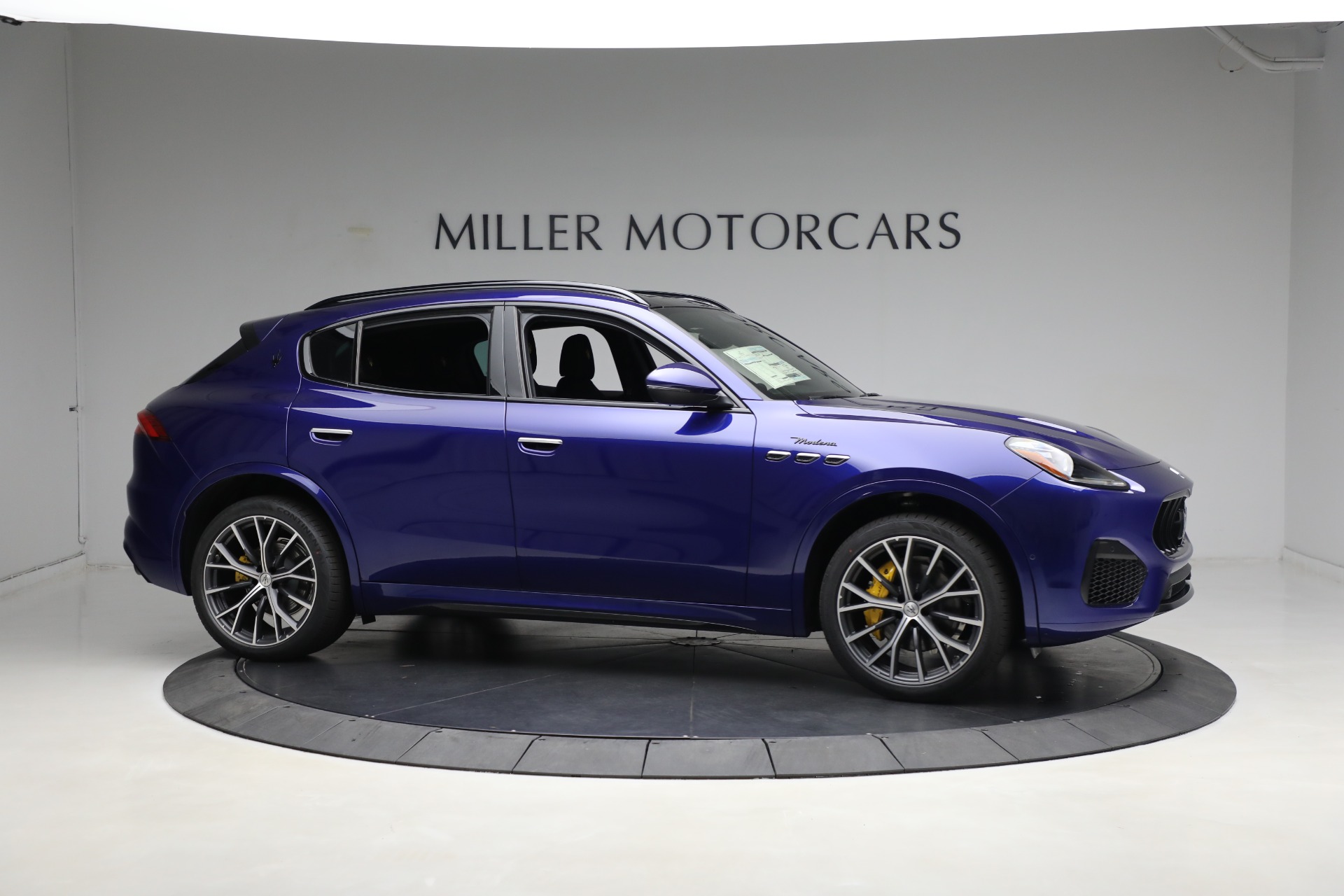 New 2023 Maserati Grecale Modena | St. Petersburg, FL
