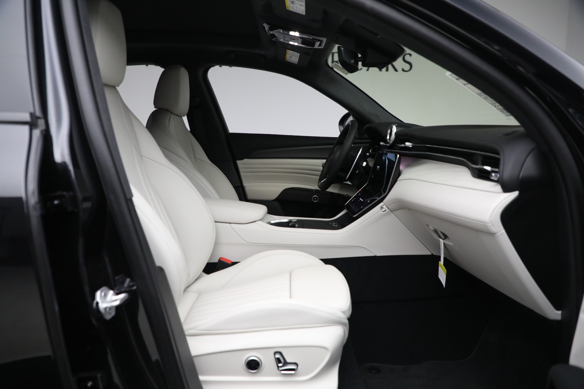 New 2023 Maserati Grecale Modena | St. Petersburg, FL