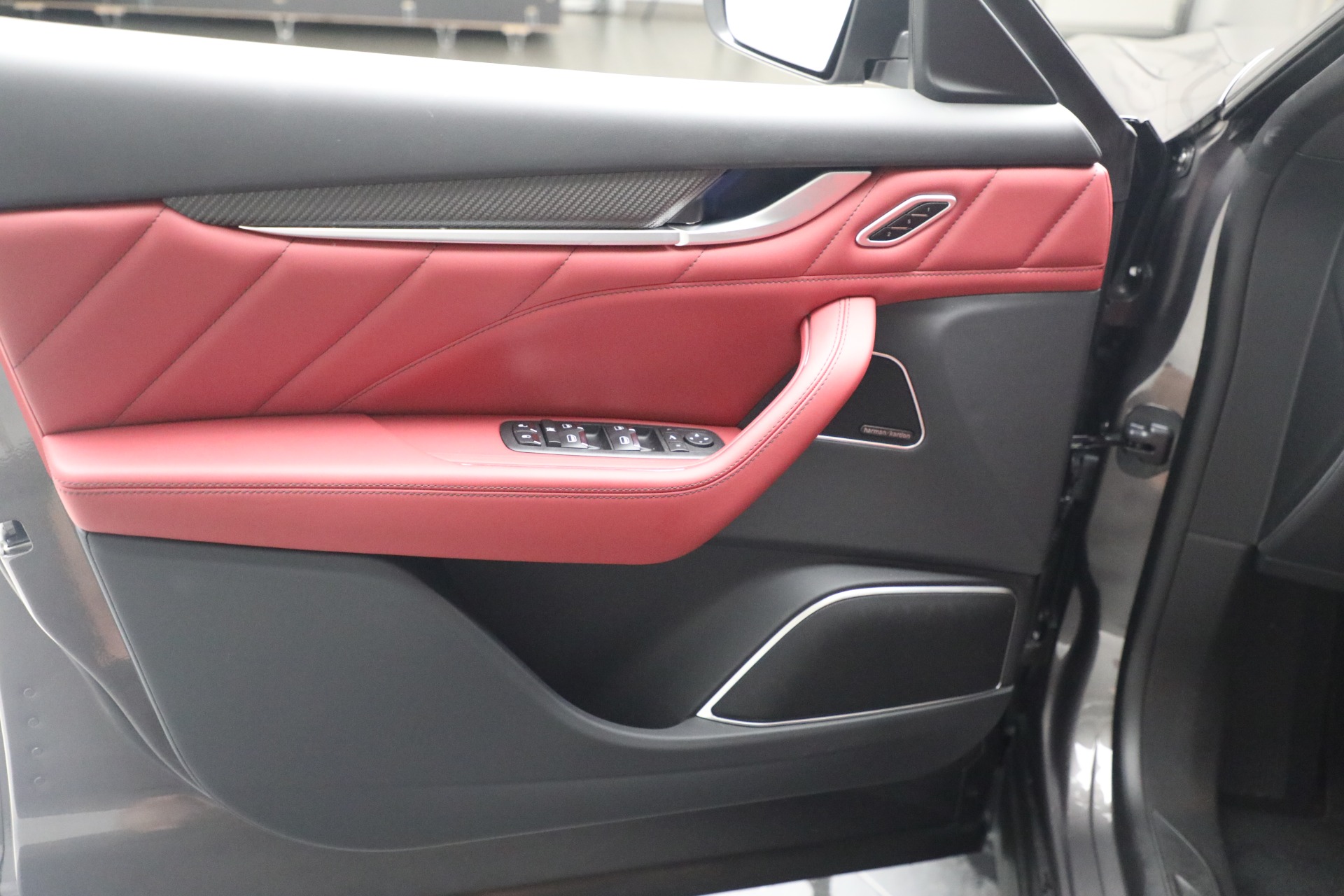 New 2023 Maserati Levante Modena | St. Petersburg, FL