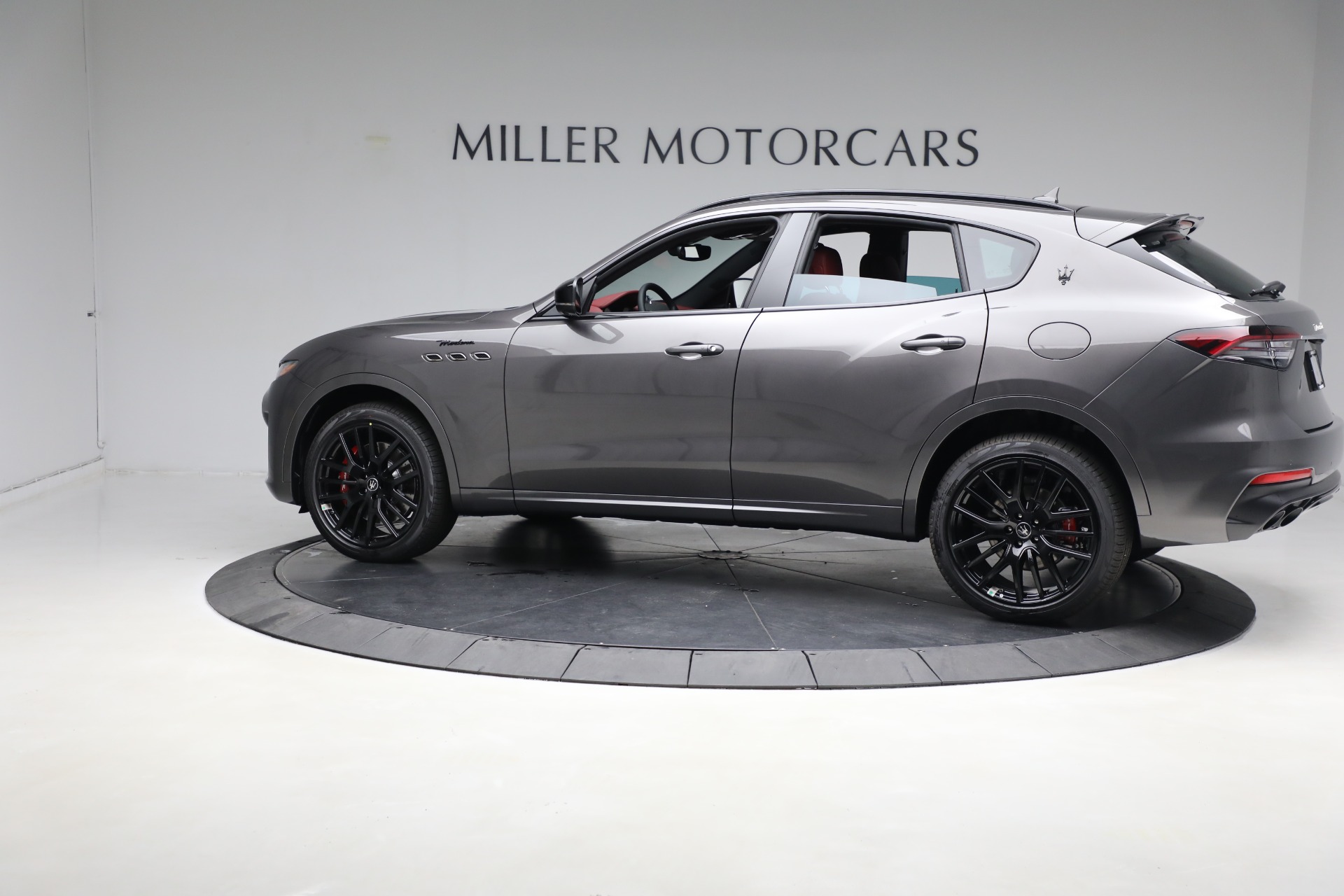 New 2023 Maserati Levante Modena | St. Petersburg, FL
