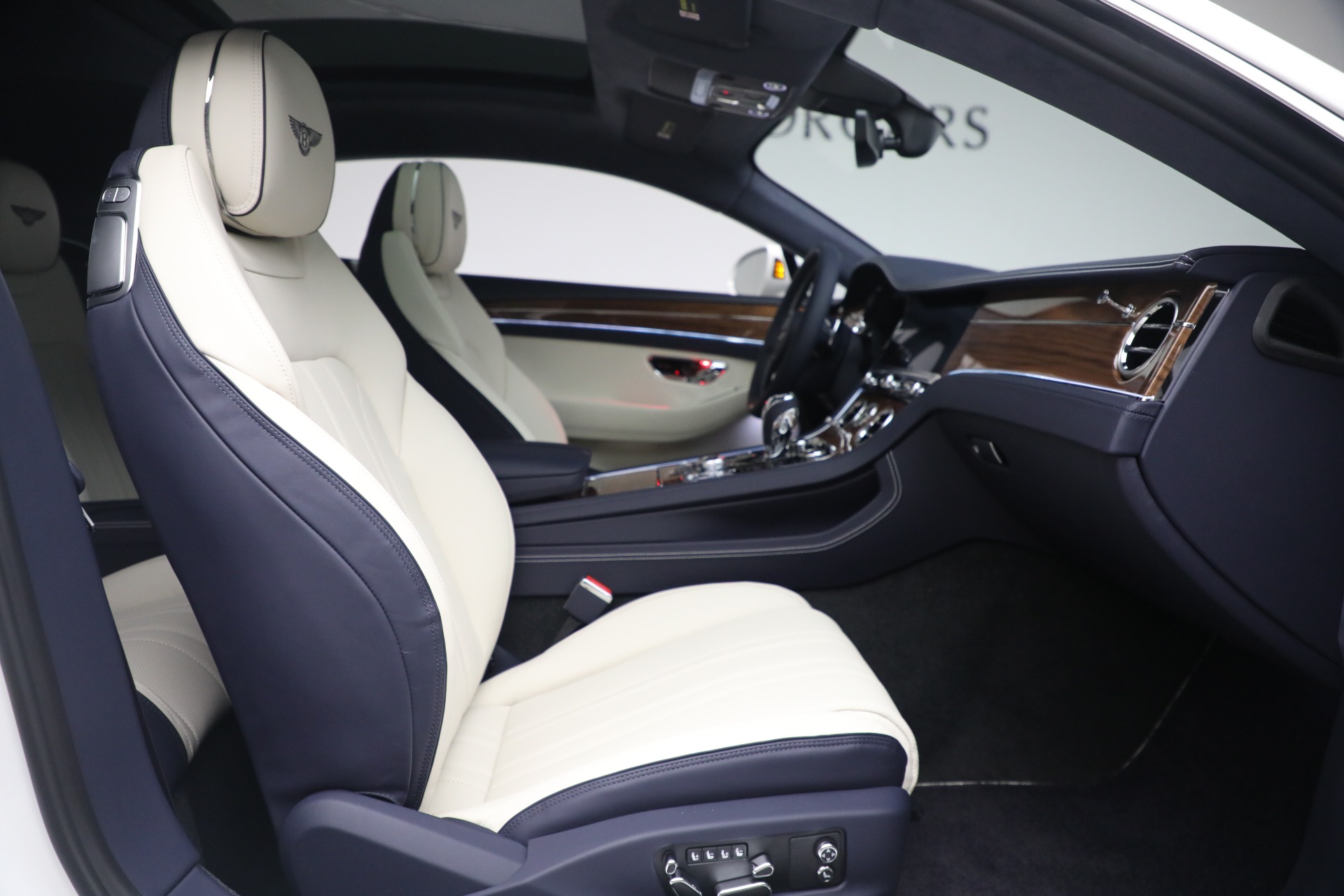 New 2023 Bentley Continental GT V8 | St. Petersburg, FL
