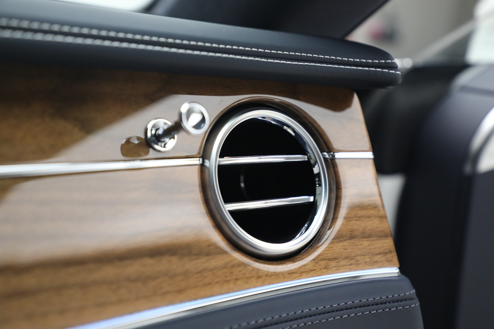 New 2023 Bentley Continental GT V8 | St. Petersburg, FL