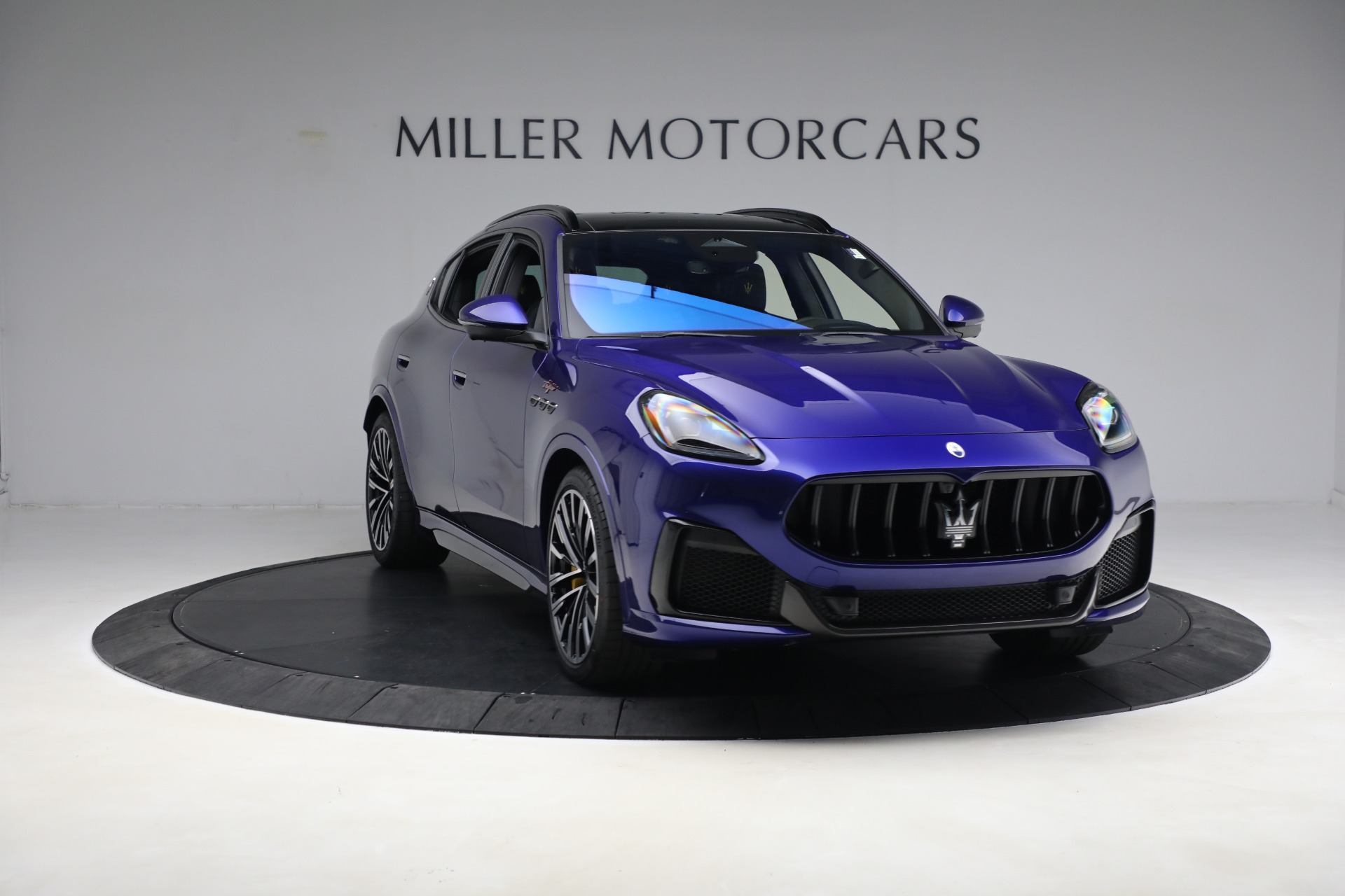 New 2023 Maserati Grecale Trofeo | St. Petersburg, FL