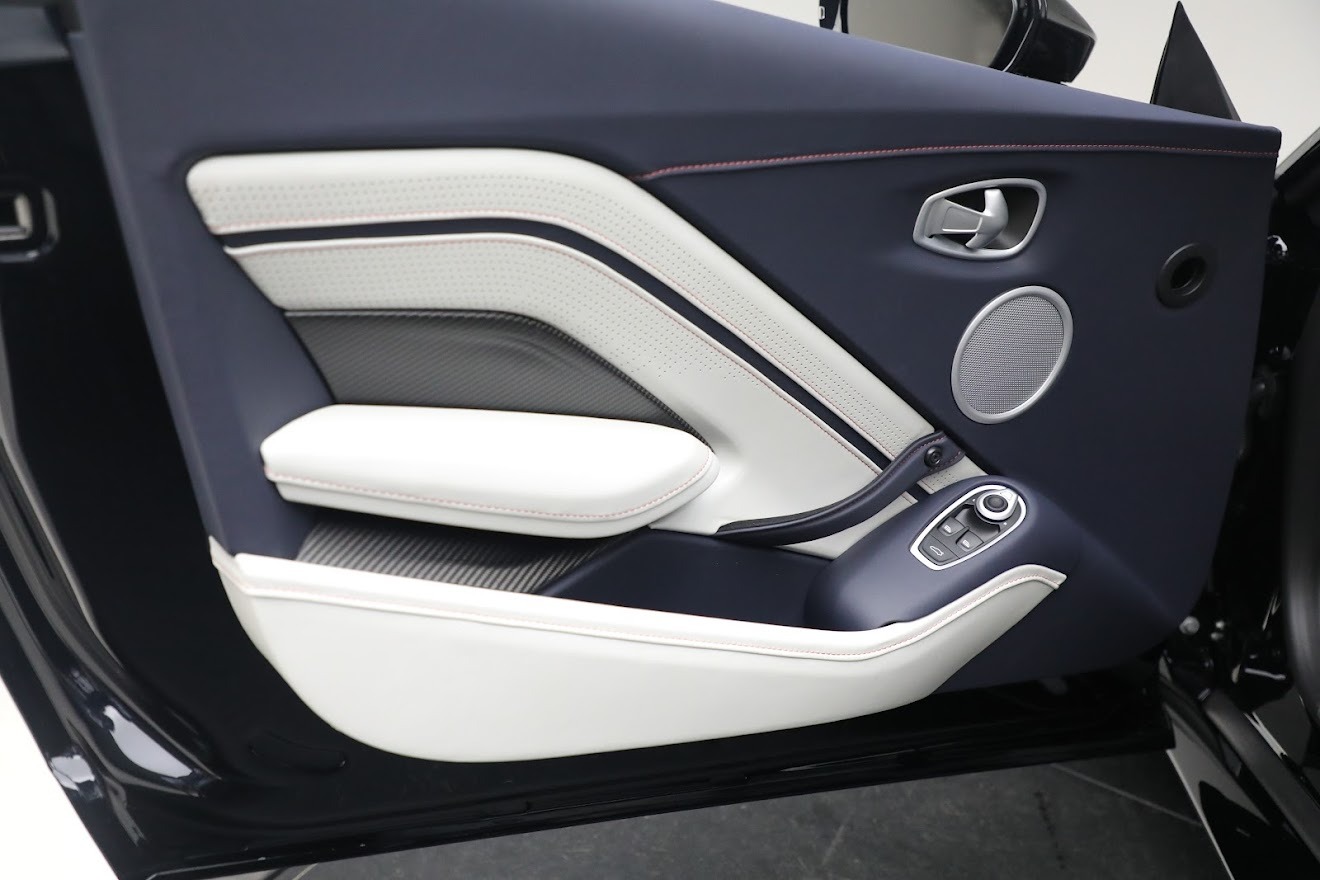 New 2023 Aston Martin Vantage V8 | St. Petersburg, FL