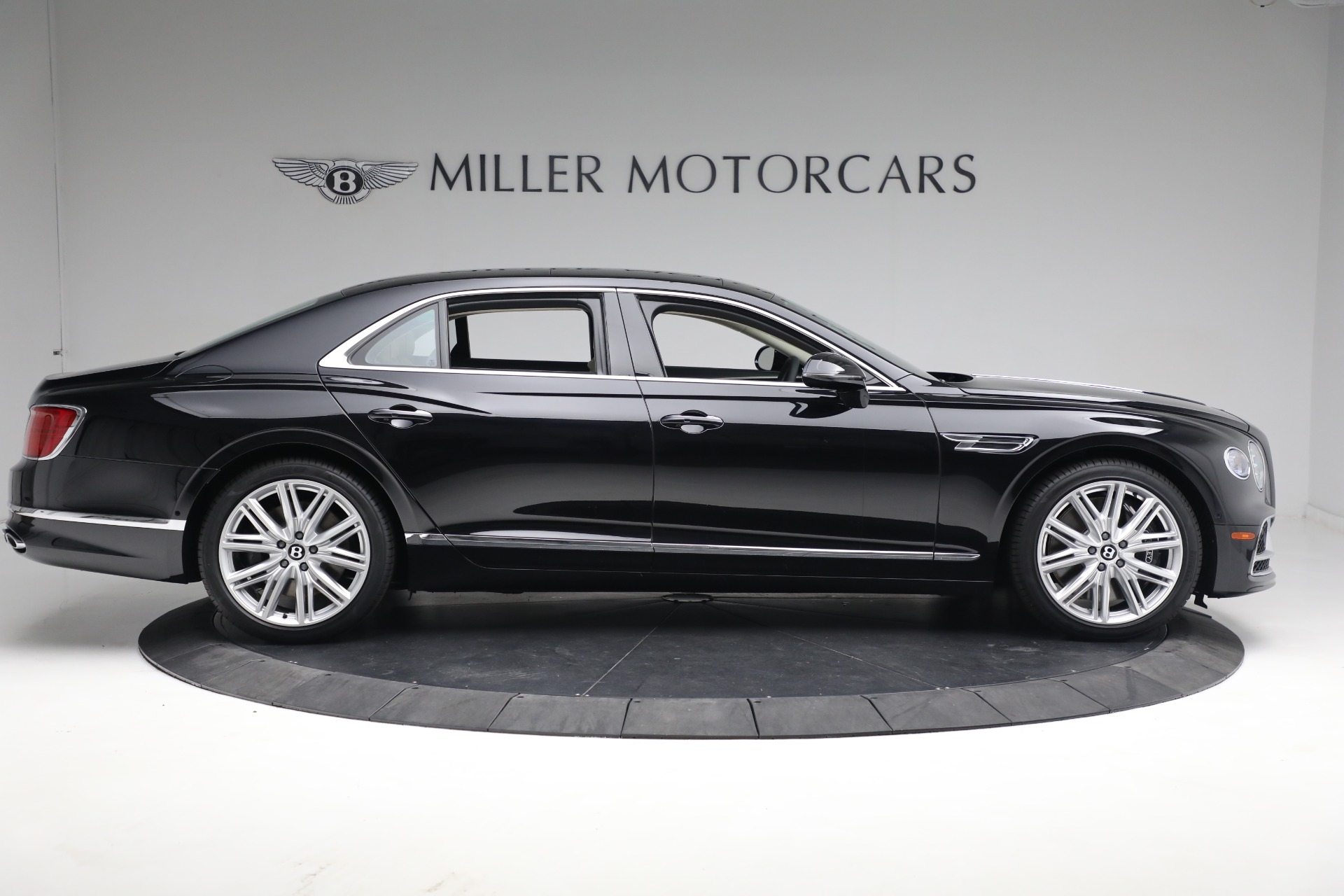 New 2023 Bentley Flying Spur V8 | St. Petersburg, FL