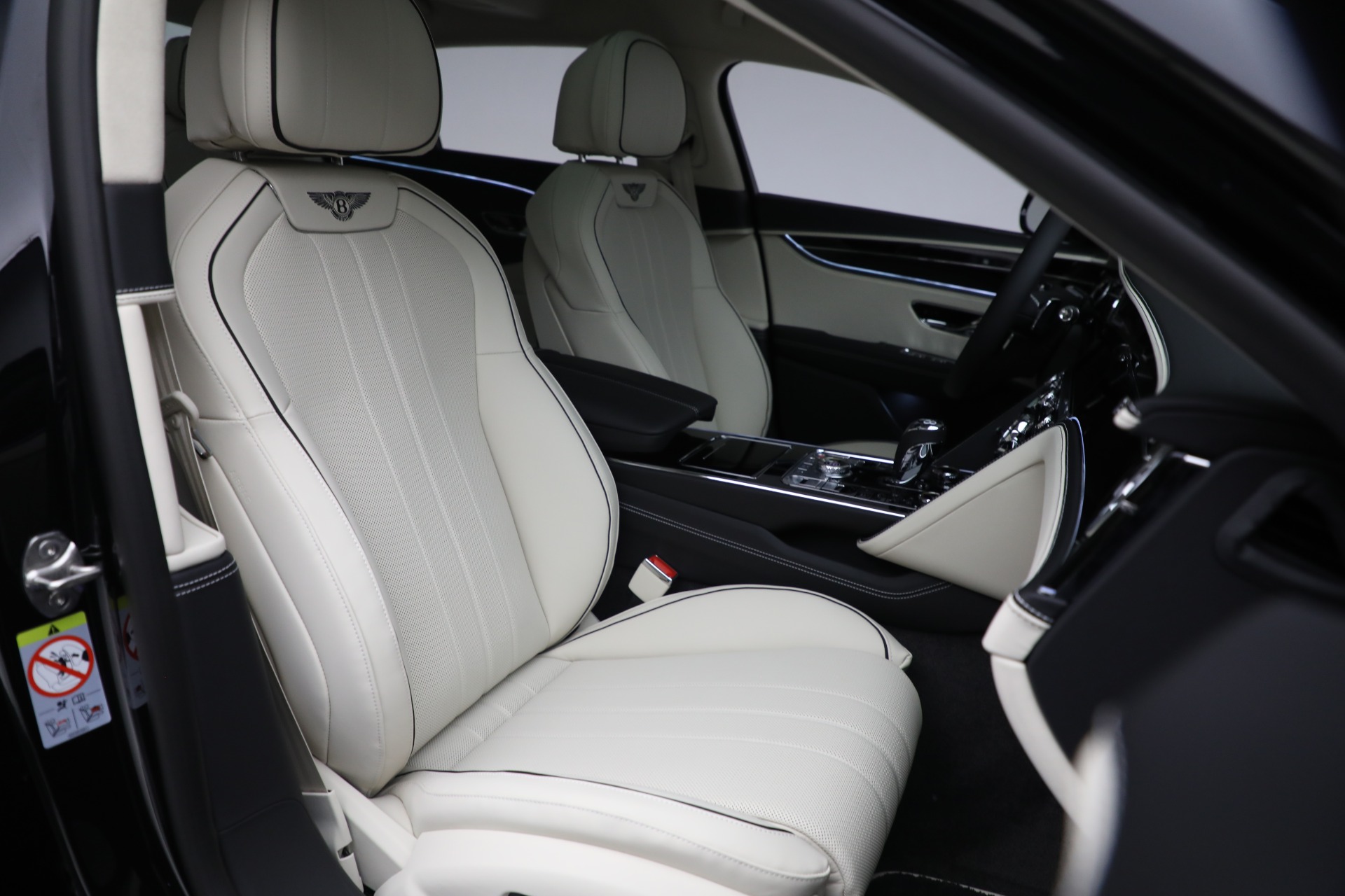 New 2023 Bentley Flying Spur V8 | St. Petersburg, FL
