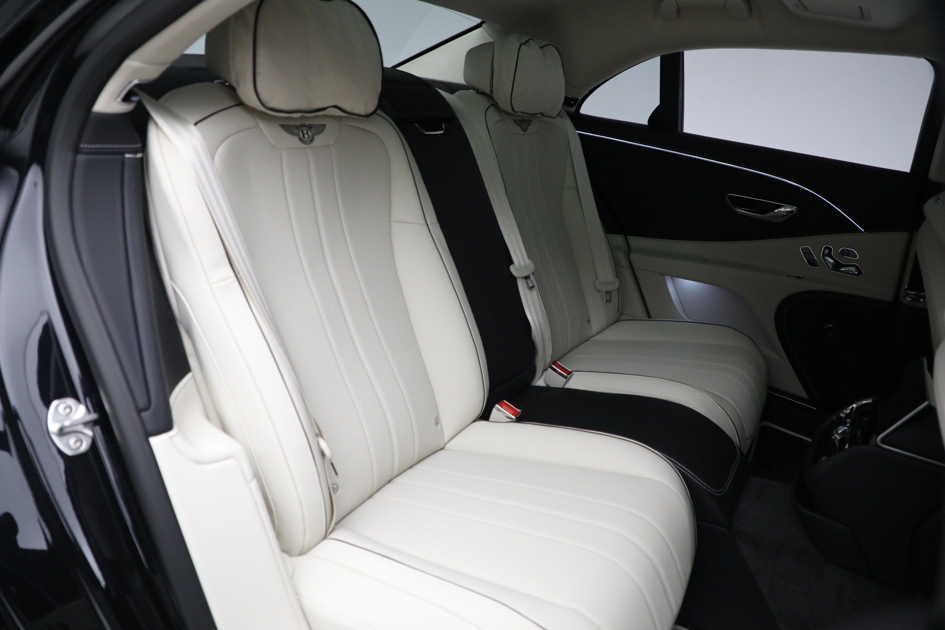 New 2023 Bentley Flying Spur V8 | St. Petersburg, FL