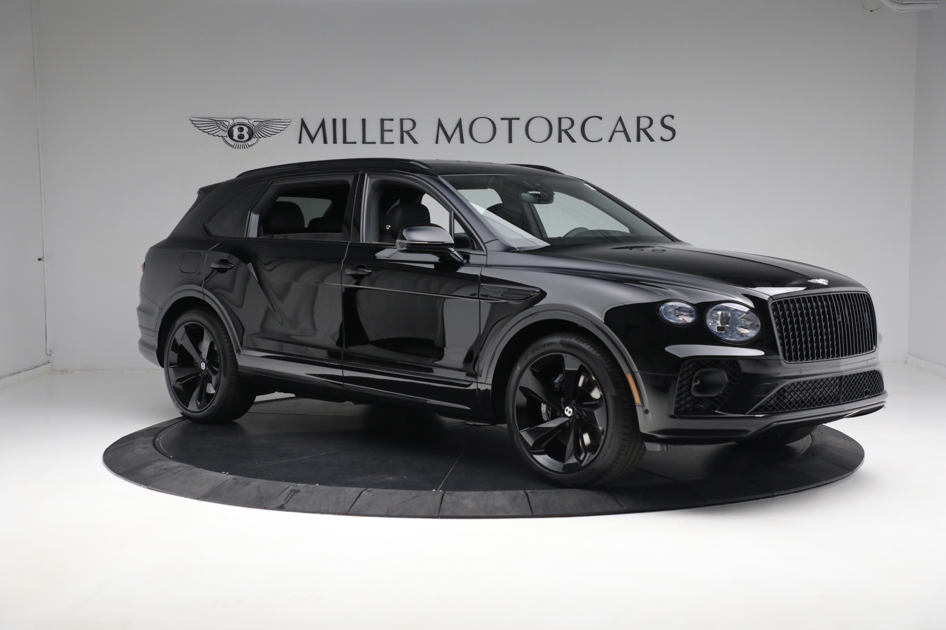 New 2023 Bentley Bentayga EWB V8 | St. Petersburg, FL