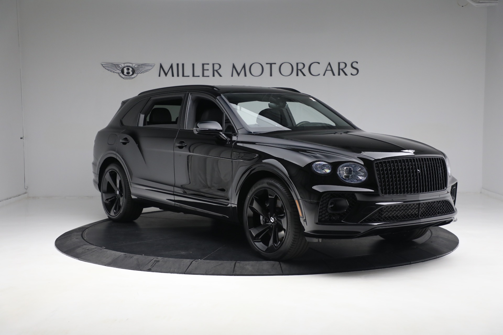 New 2023 Bentley Bentayga EWB V8 | St. Petersburg, FL