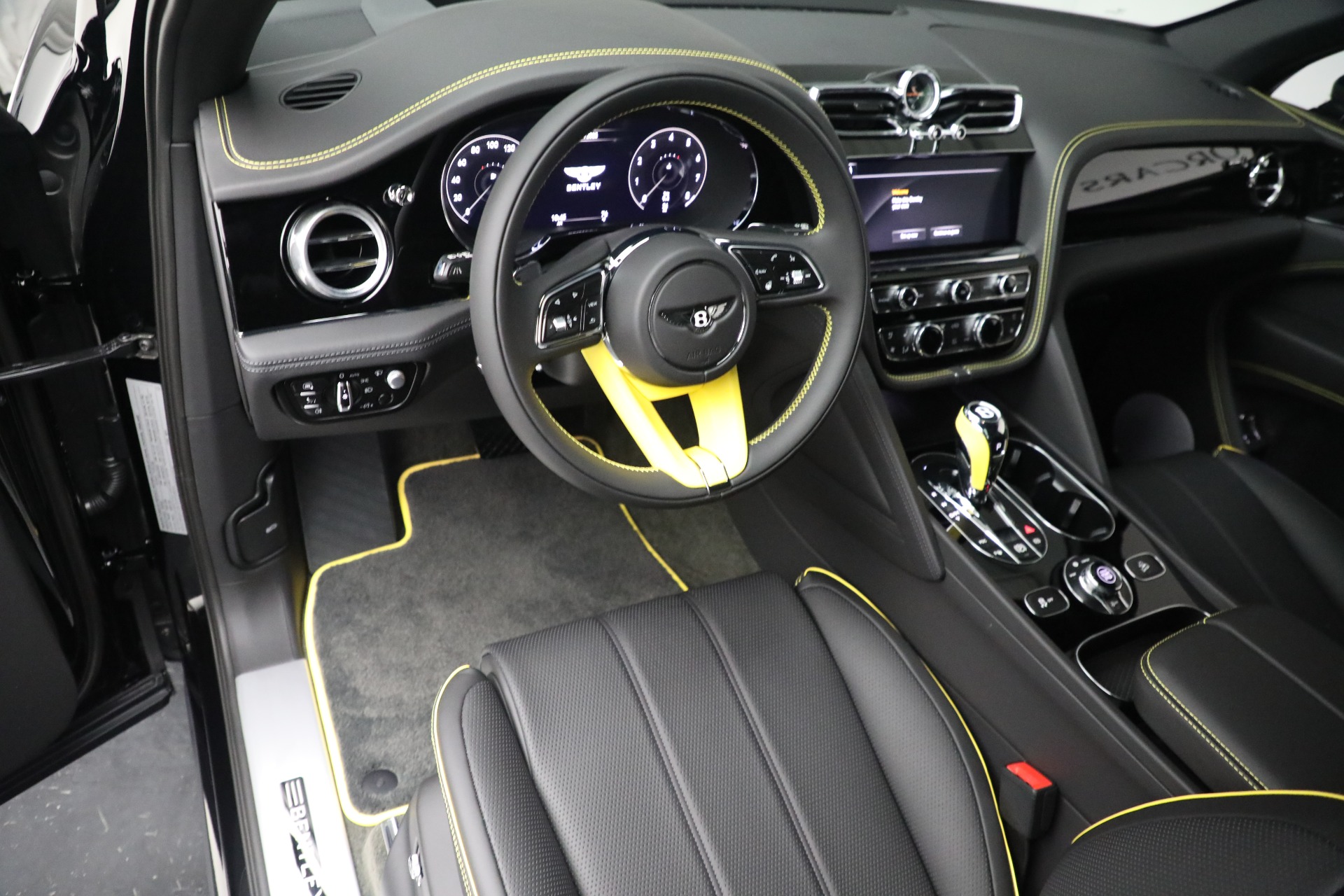 New 2023 Bentley Bentayga EWB V8 | St. Petersburg, FL