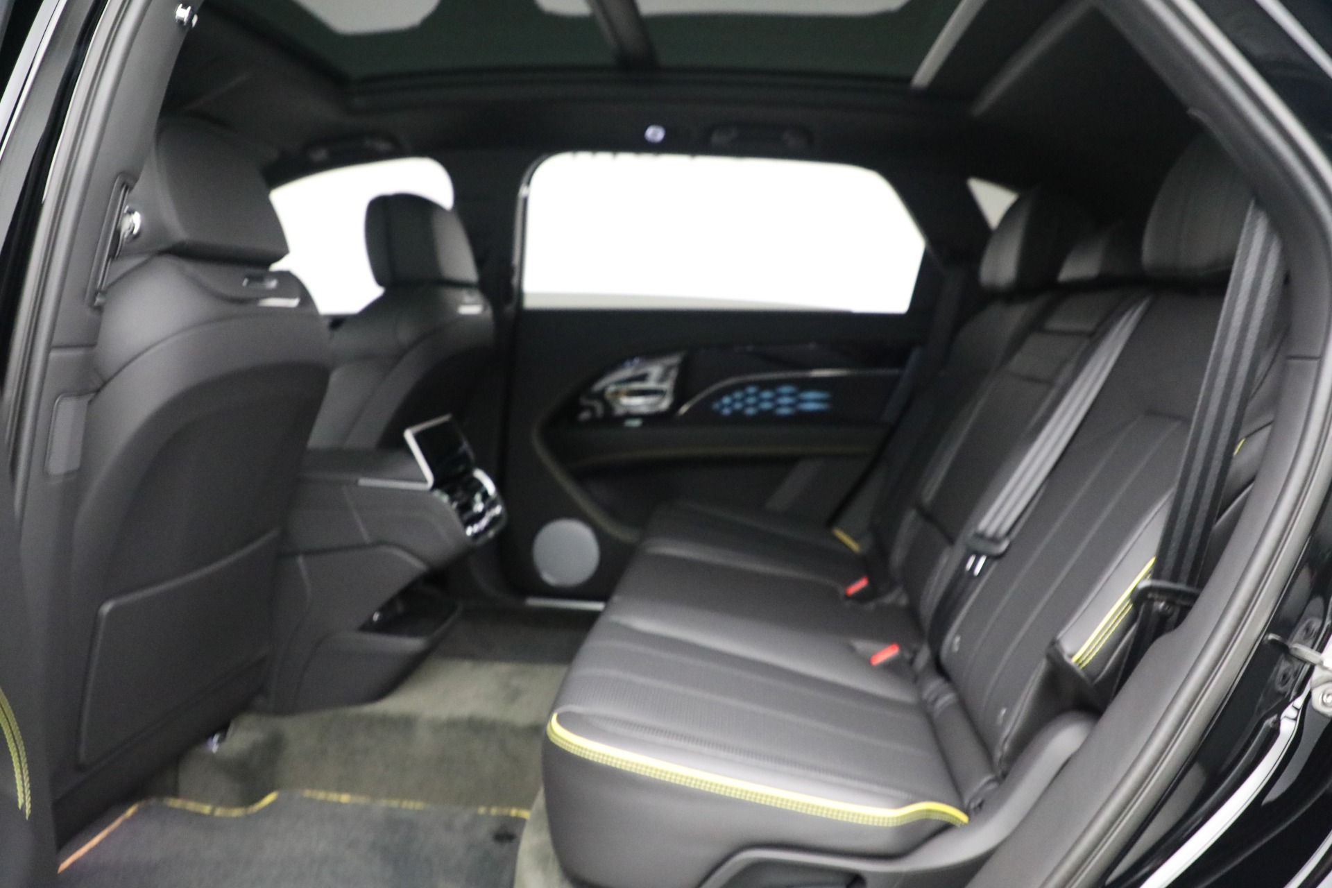 New 2023 Bentley Bentayga EWB V8 | St. Petersburg, FL