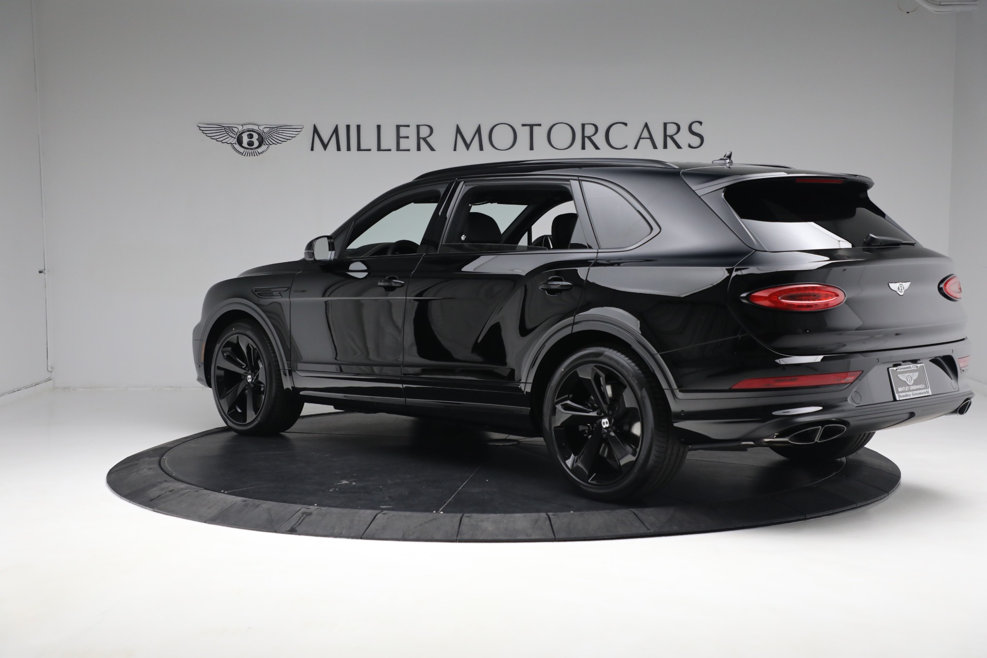 New 2023 Bentley Bentayga EWB V8 | St. Petersburg, FL