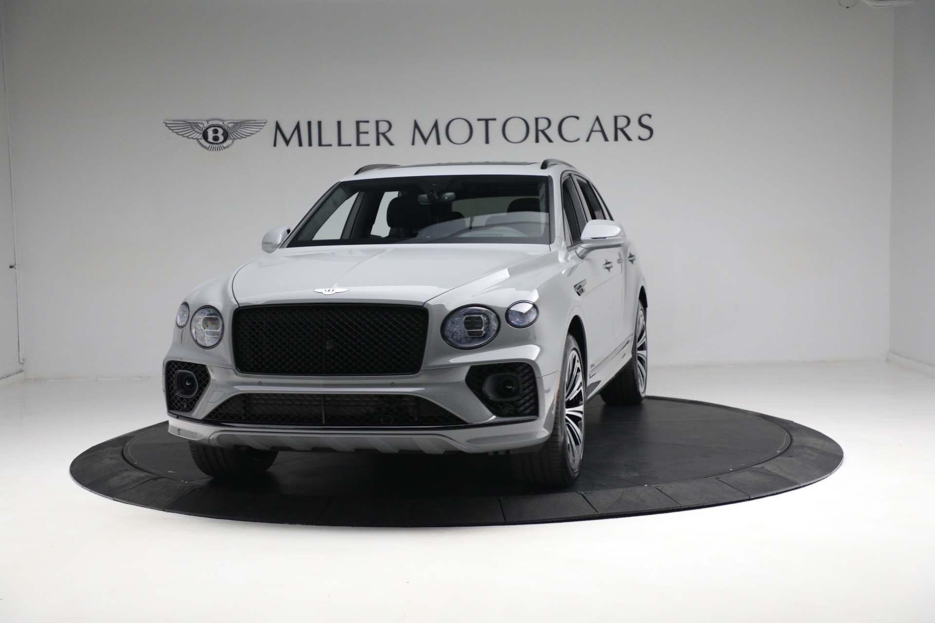New 2023 Bentley Bentayga Azure V8 | St. Petersburg, FL