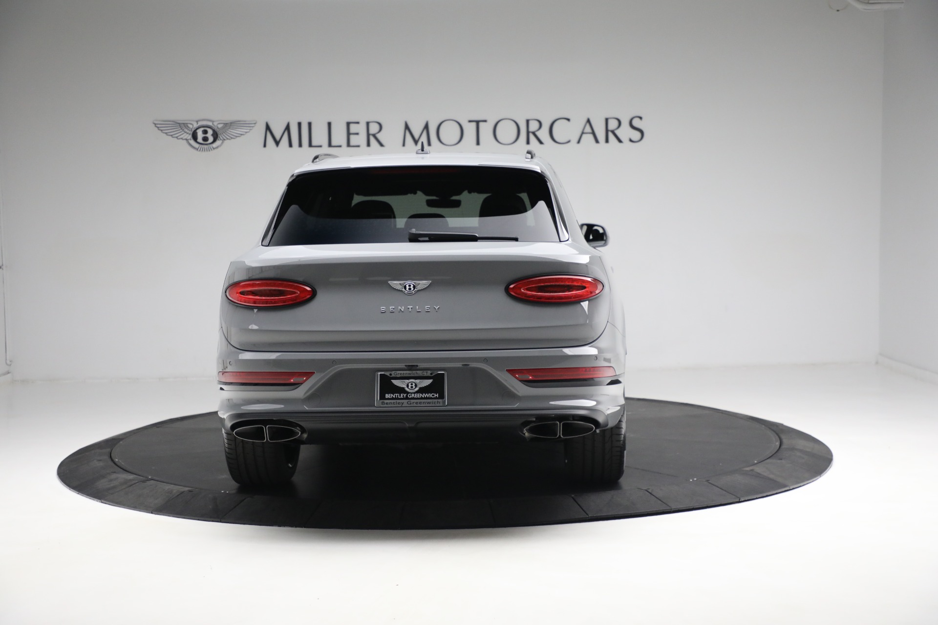 New 2023 Bentley Bentayga Azure V8 | St. Petersburg, FL