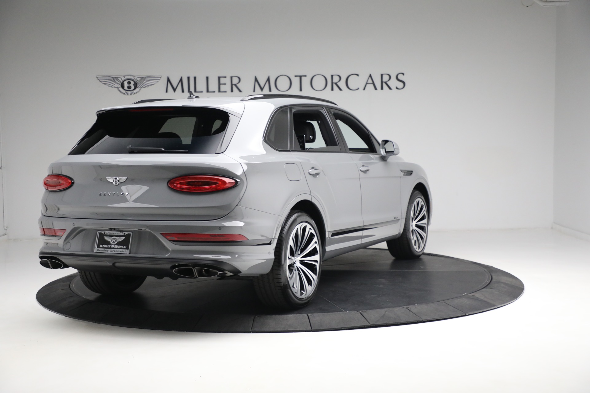 New 2023 Bentley Bentayga Azure V8 | St. Petersburg, FL