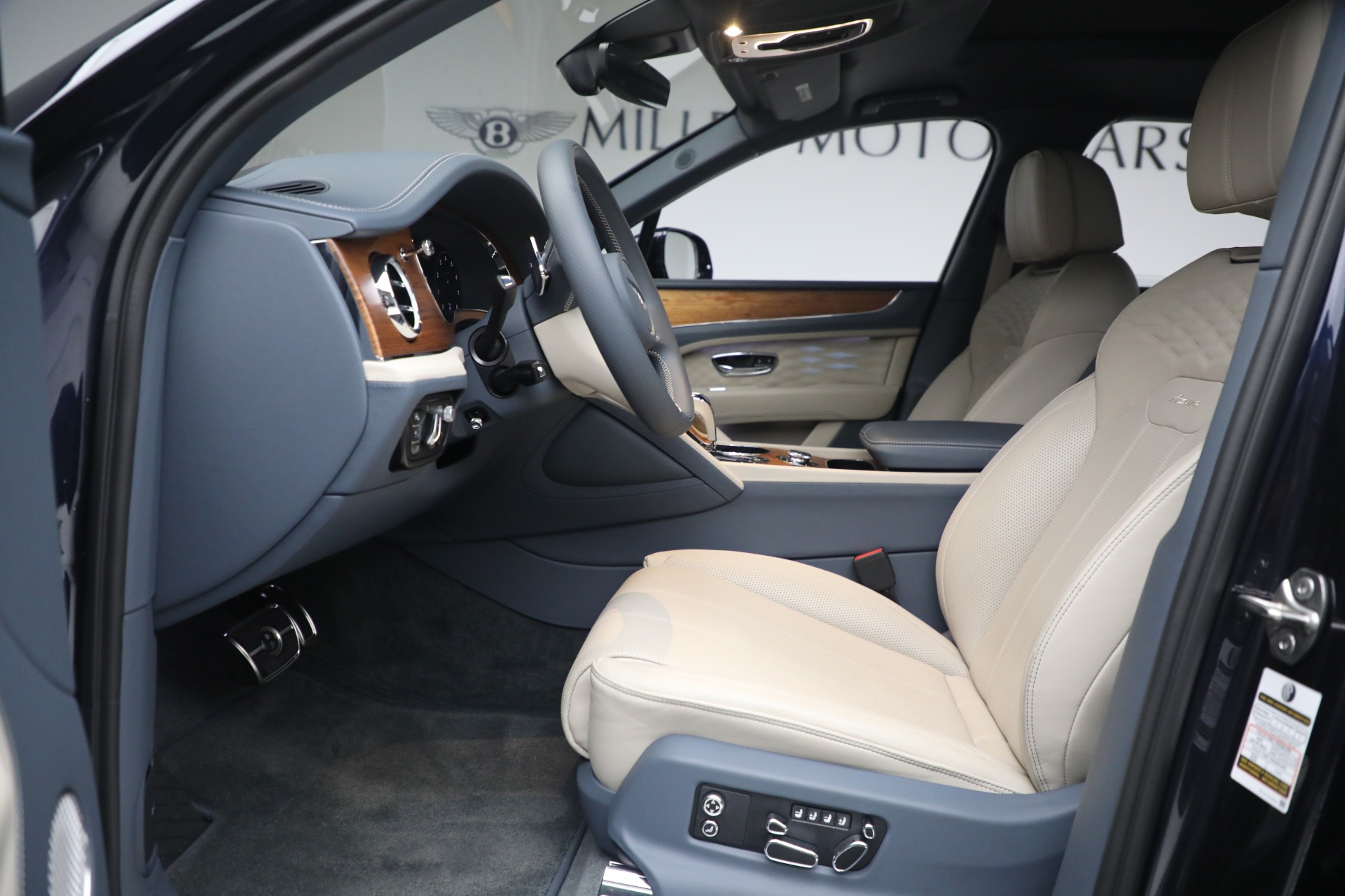 Used 2023 Bentley Bentayga EWB Azure V8 | St. Petersburg, FL