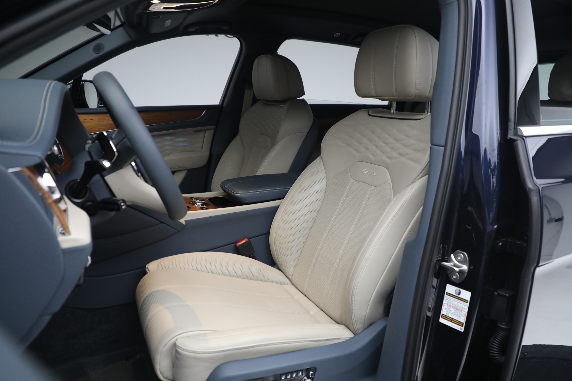 Used 2023 Bentley Bentayga EWB Azure V8 | St. Petersburg, FL